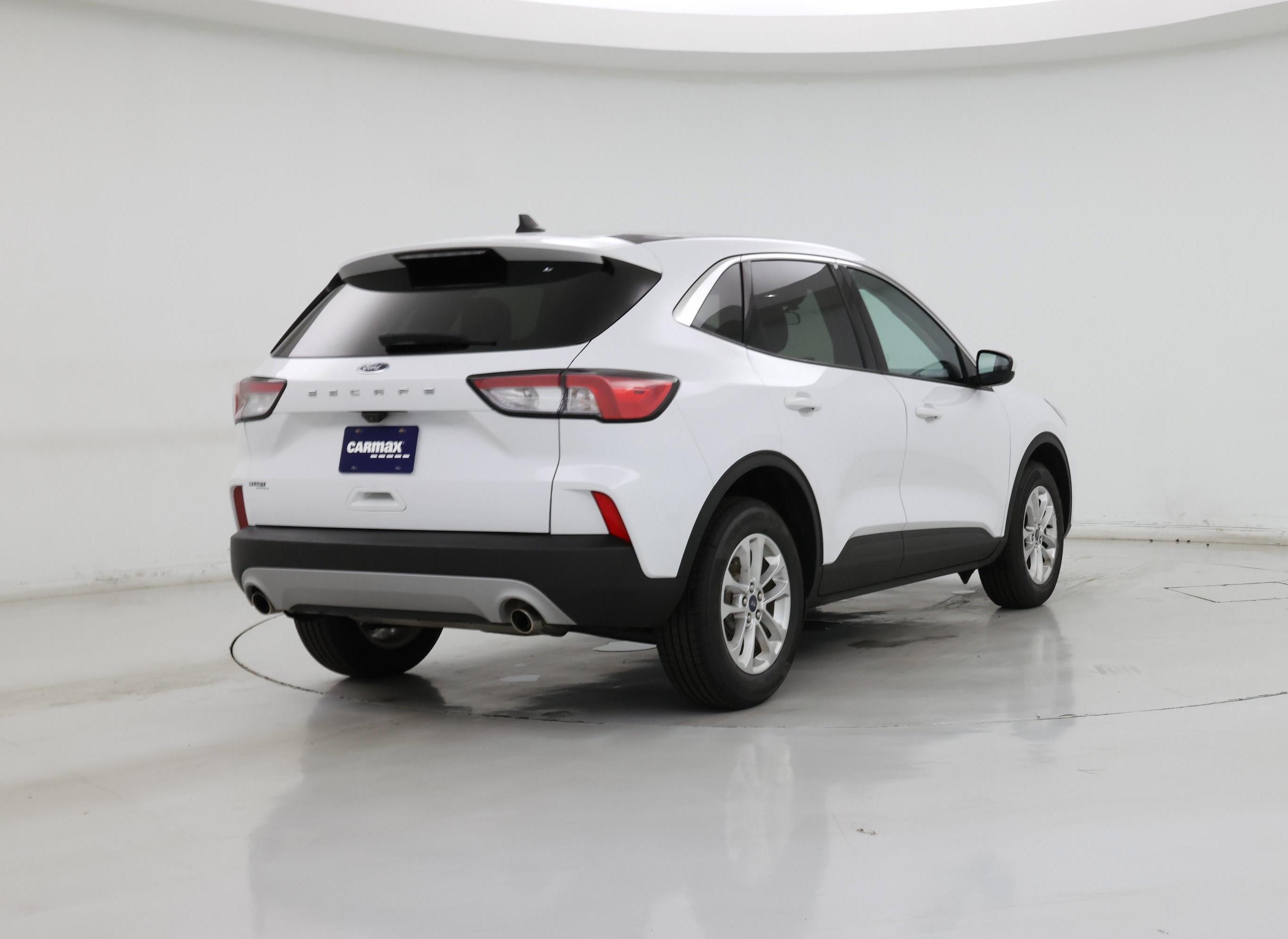 Thumbnail: 2021 Ford Escape - 8