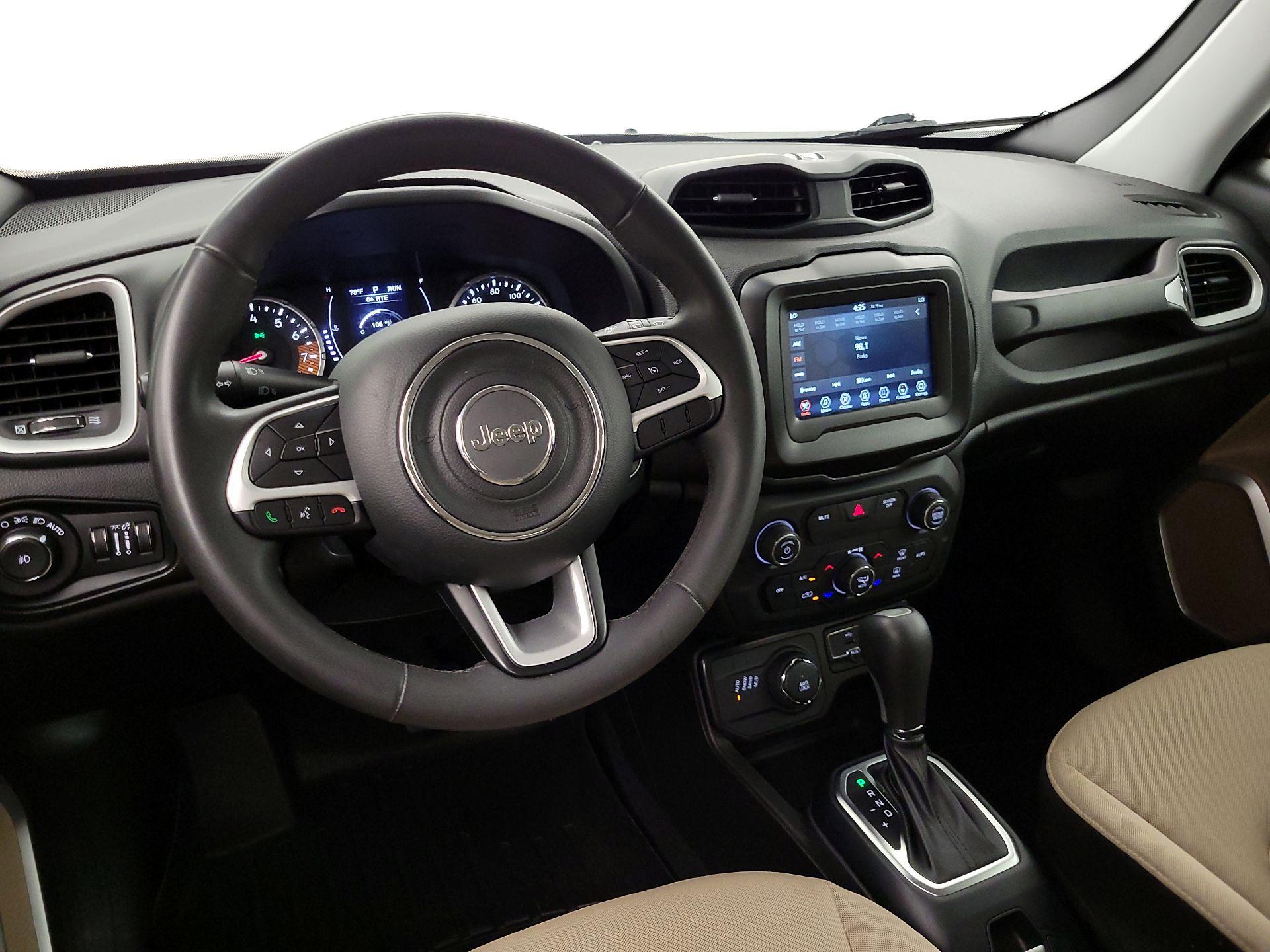 Thumbnail: 2020 Jeep Renegade - 9
