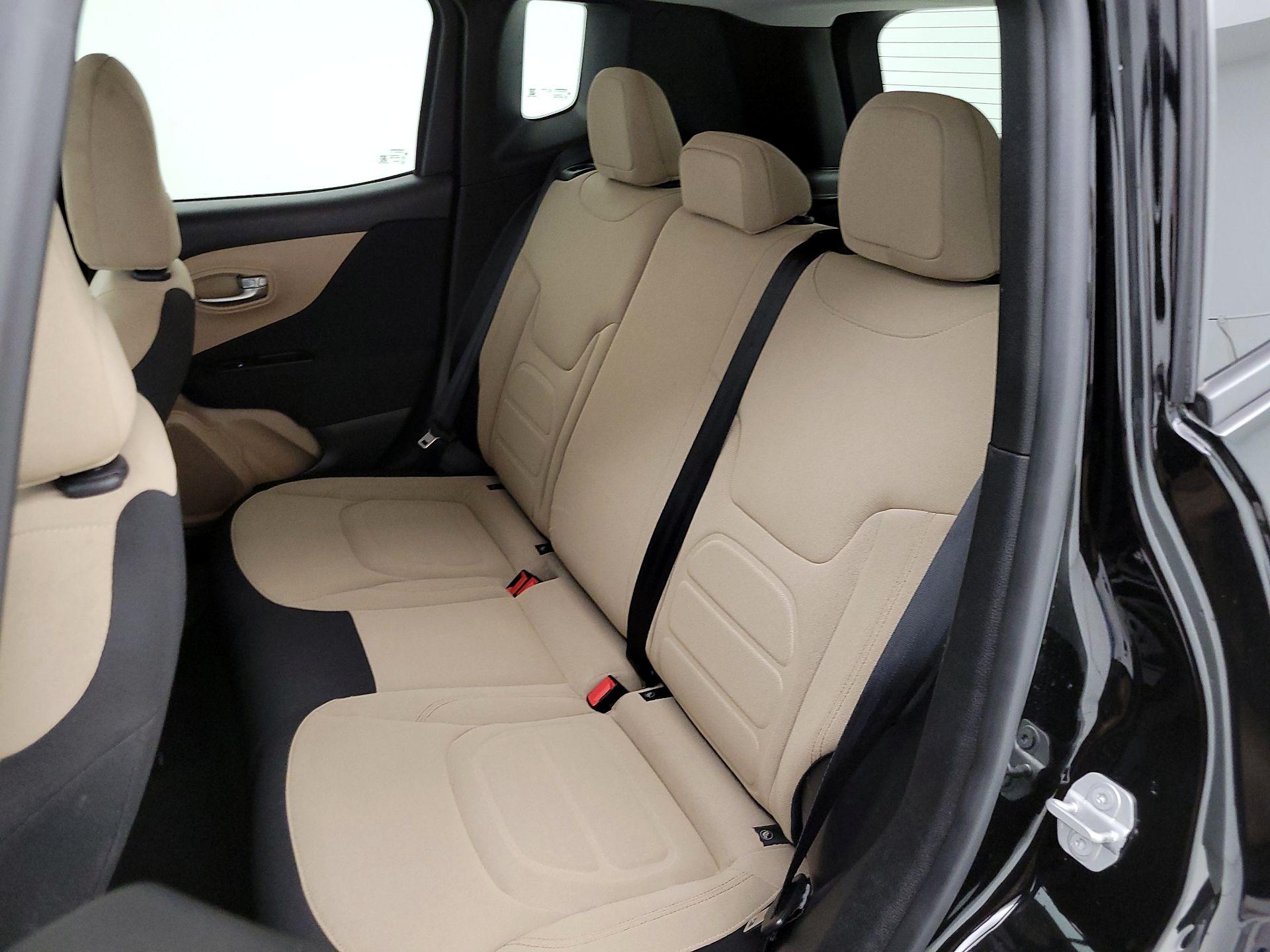 Thumbnail: 2020 Jeep Renegade - 19