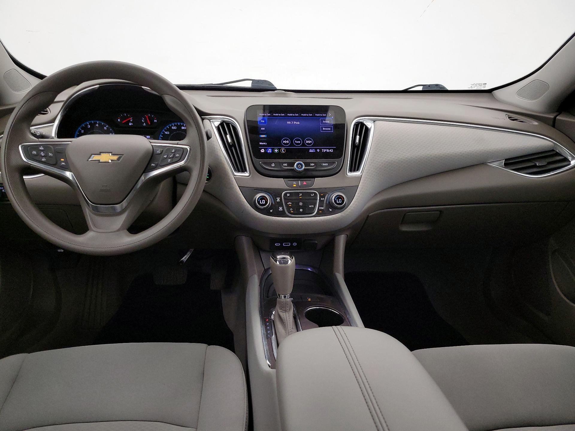Thumbnail: 2020 Chevrolet Malibu - 9
