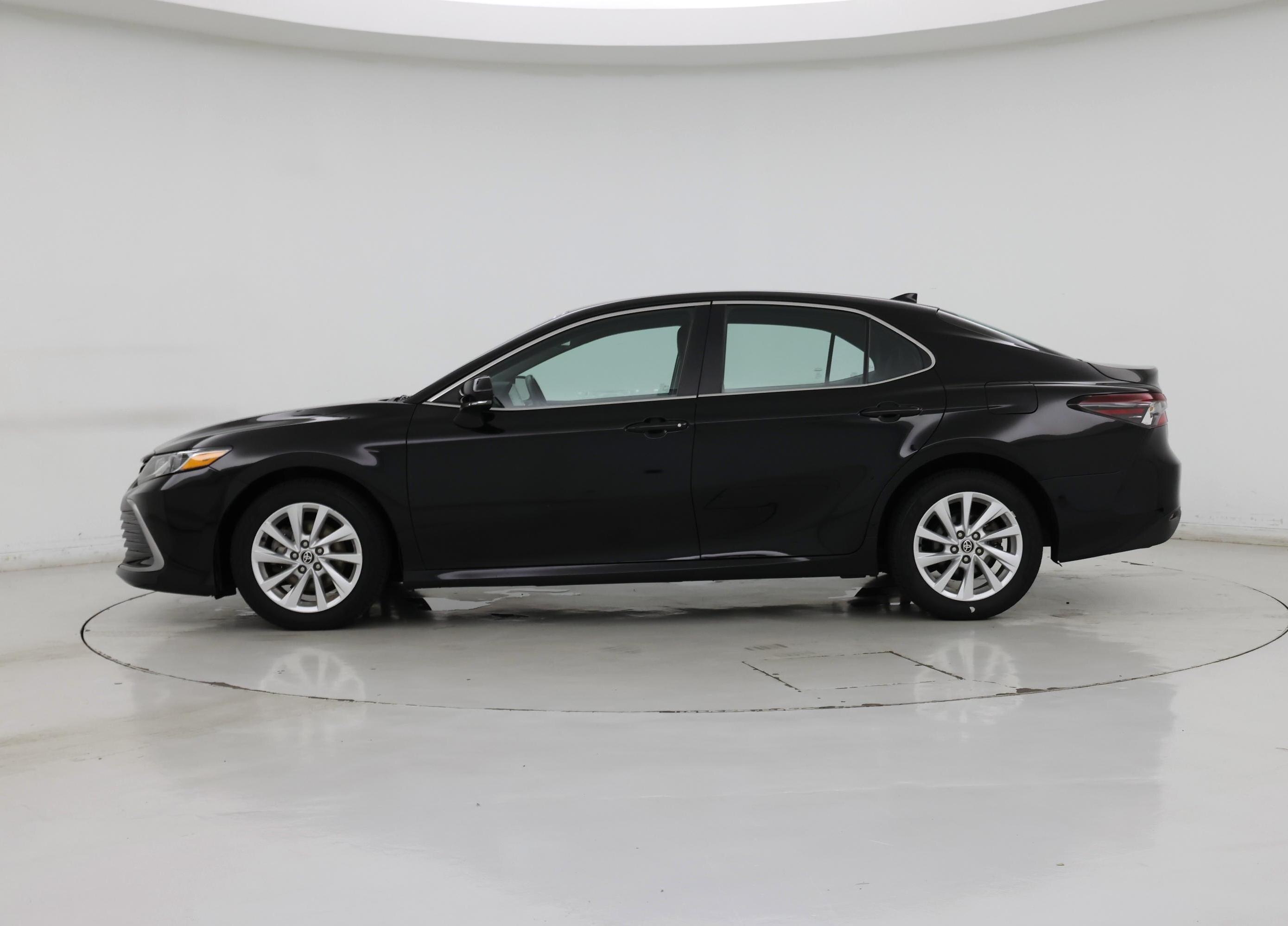 Thumbnail: 2023 Toyota Camry - 3
