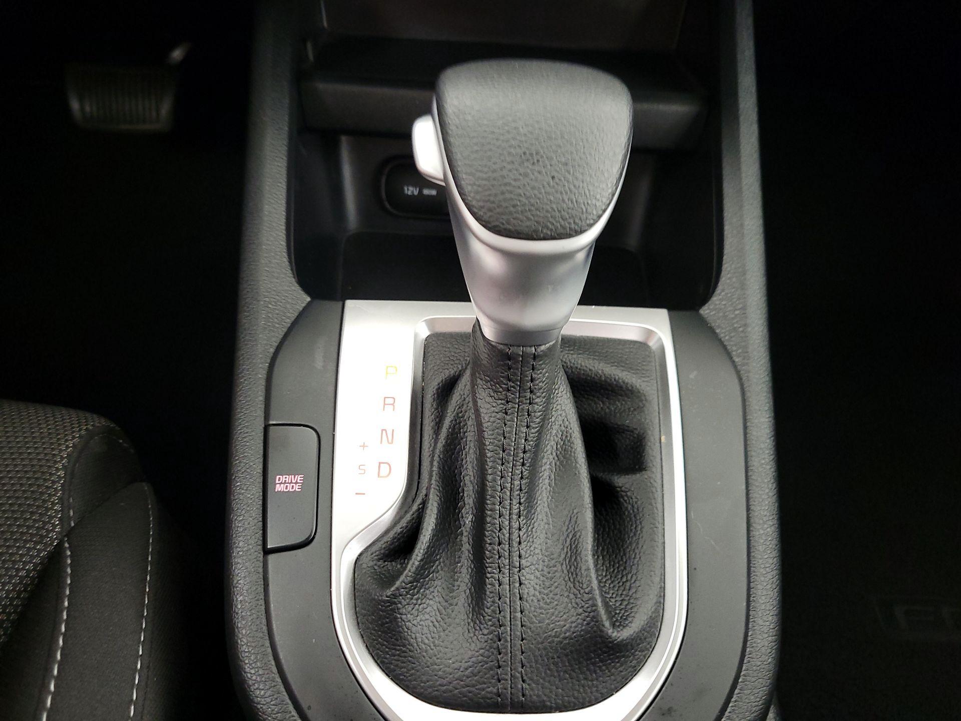 Thumbnail: 2022 Kia Forte - 18