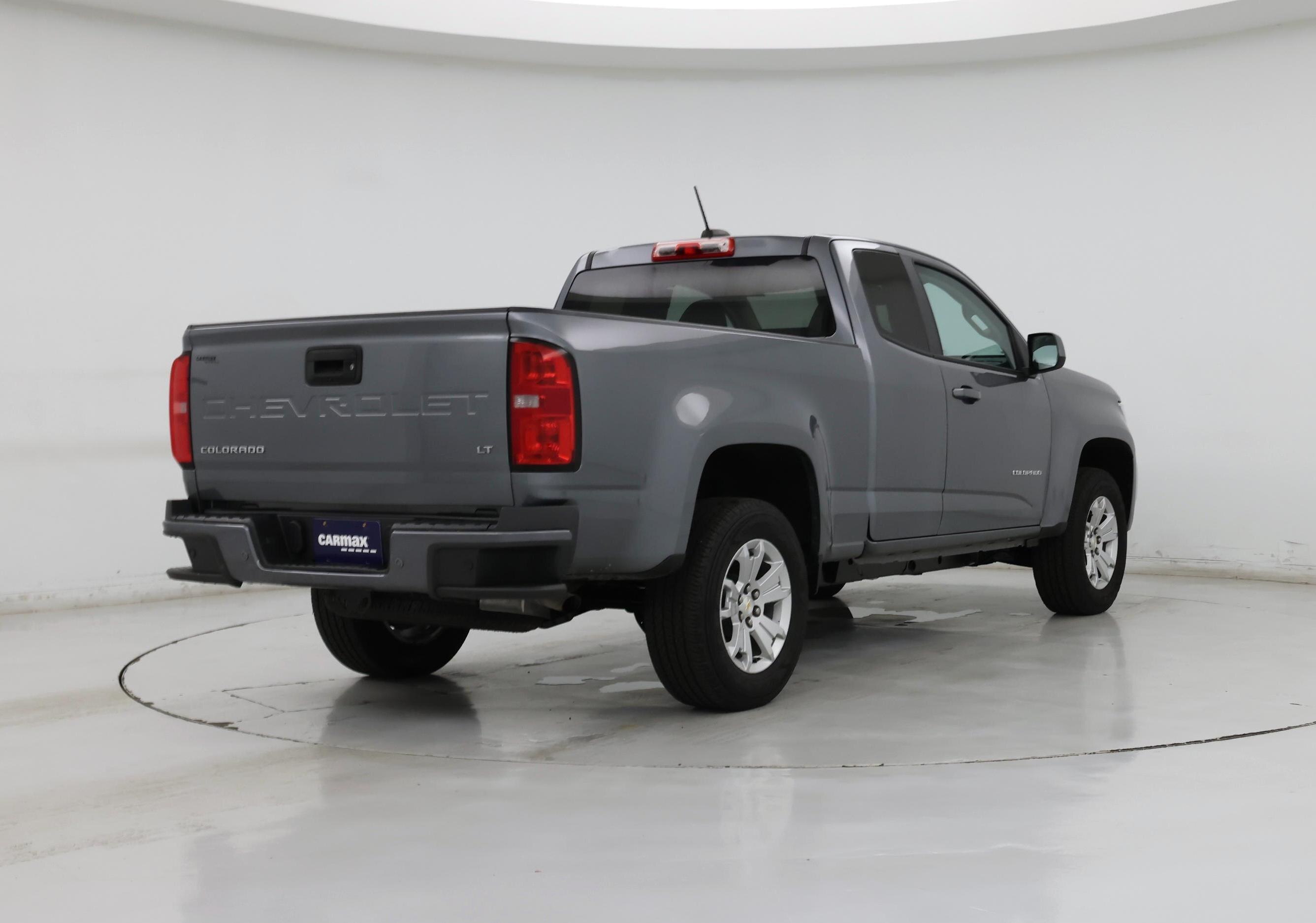 Thumbnail: 2022 Chevrolet Colorado - 8