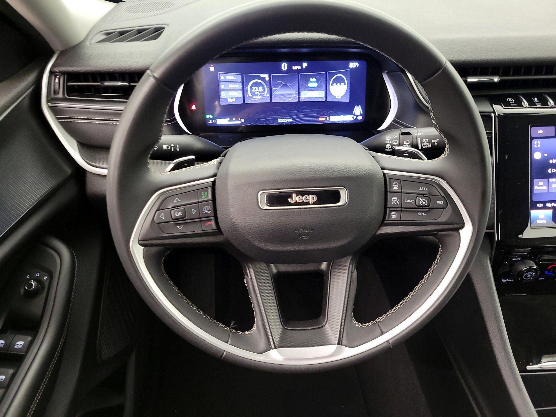 Thumbnail: 2023 Jeep Grand Cherokee - 10
