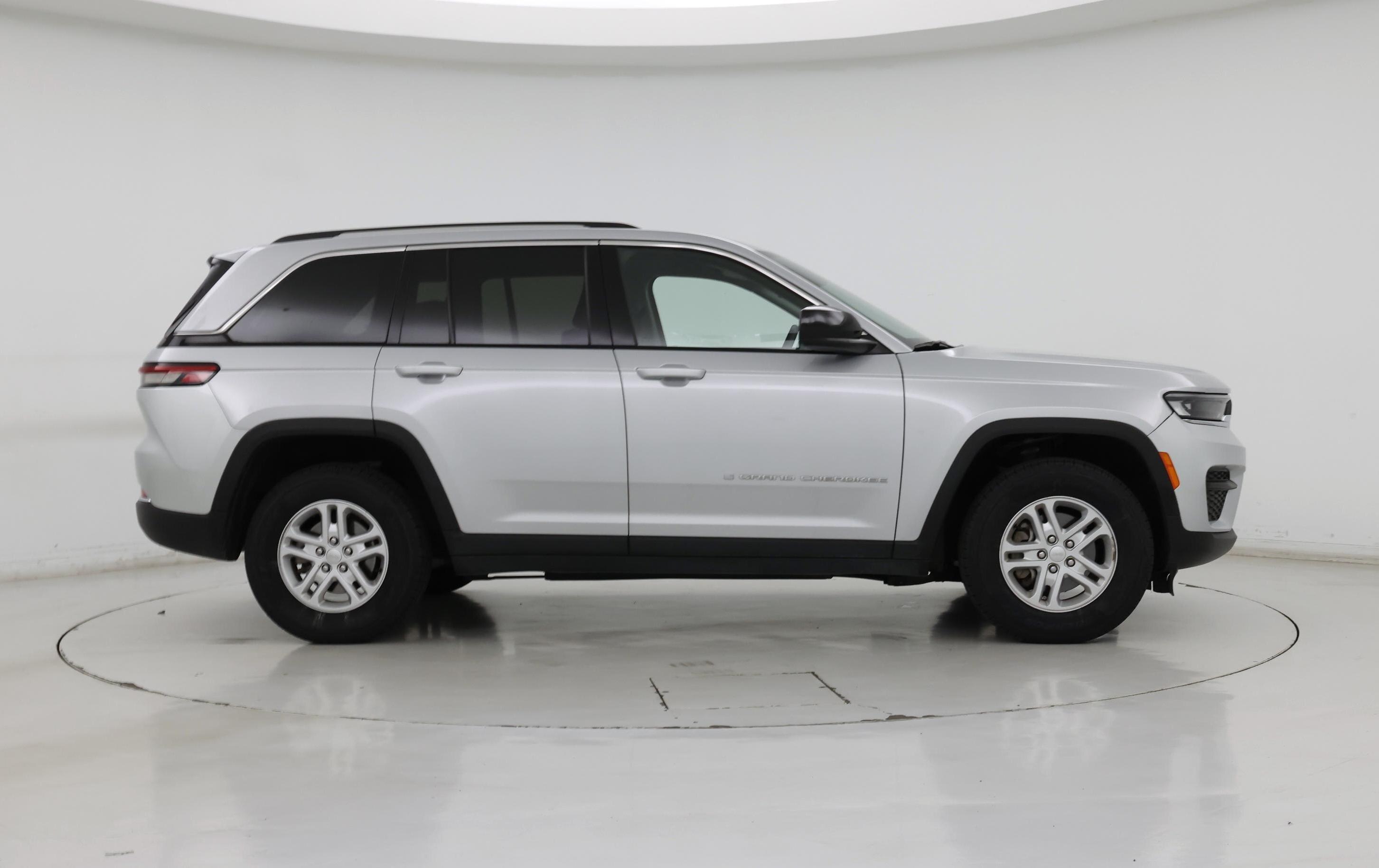 Thumbnail: 2023 Jeep Grand Cherokee - 7