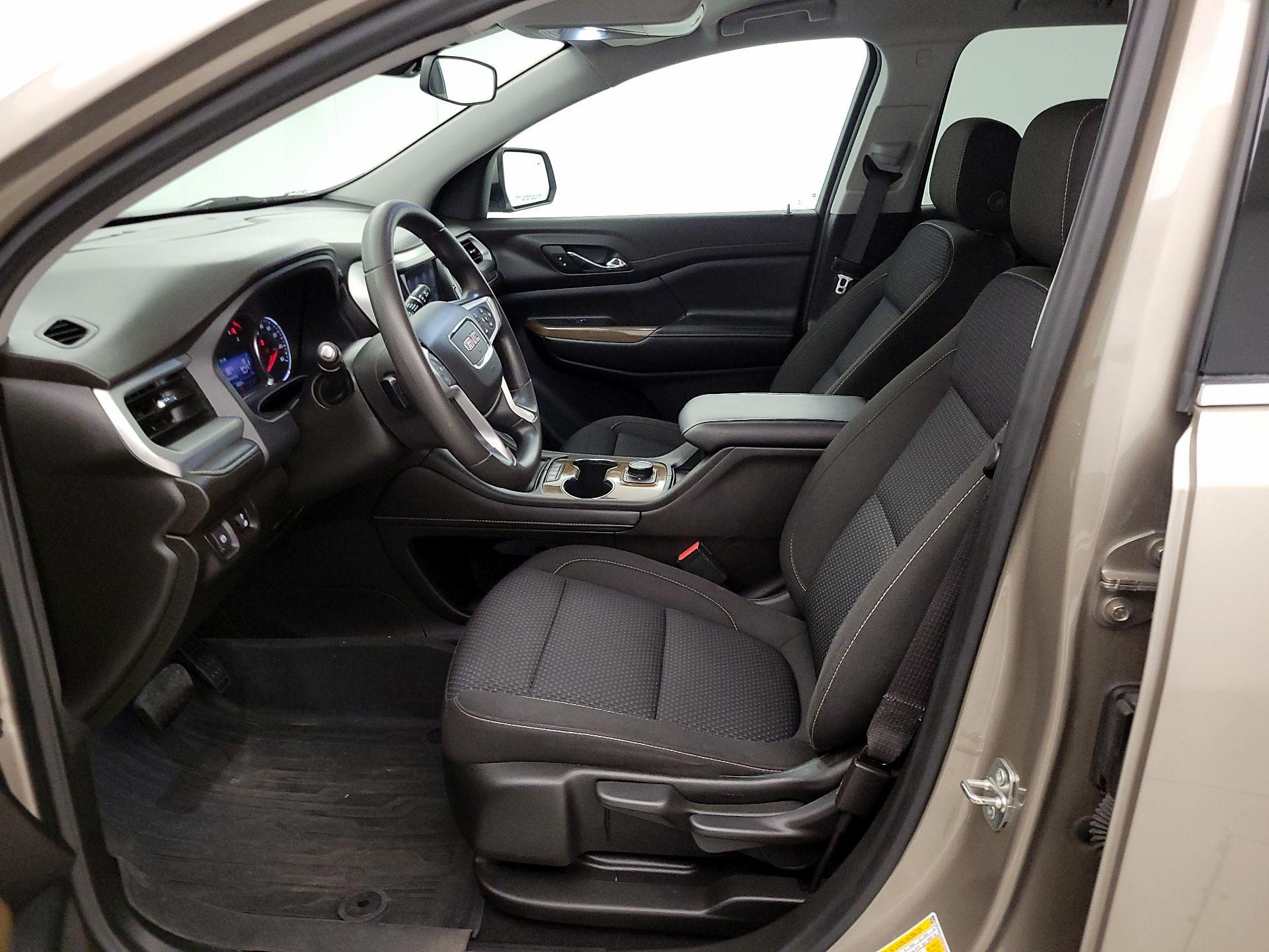 Thumbnail: 2022 GMC Acadia - 11