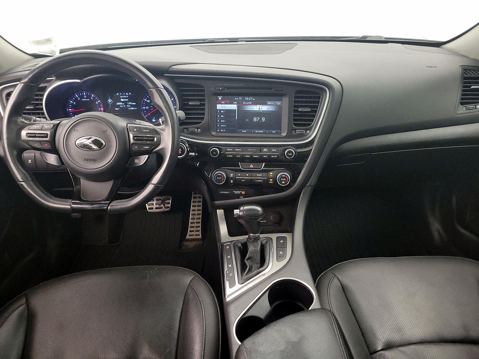Thumbnail: 2015 Kia Optima - 9