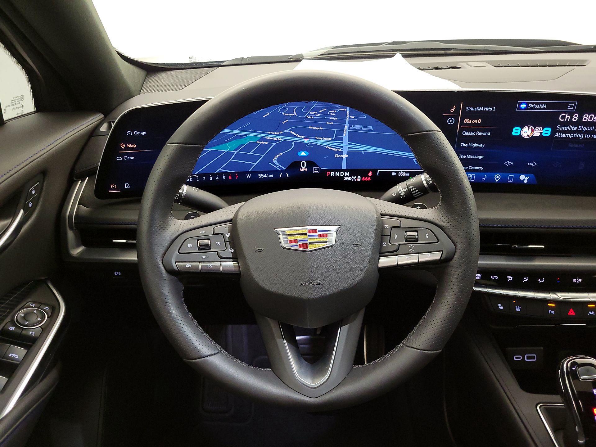 Thumbnail: 2024 Cadillac XT4 - 10