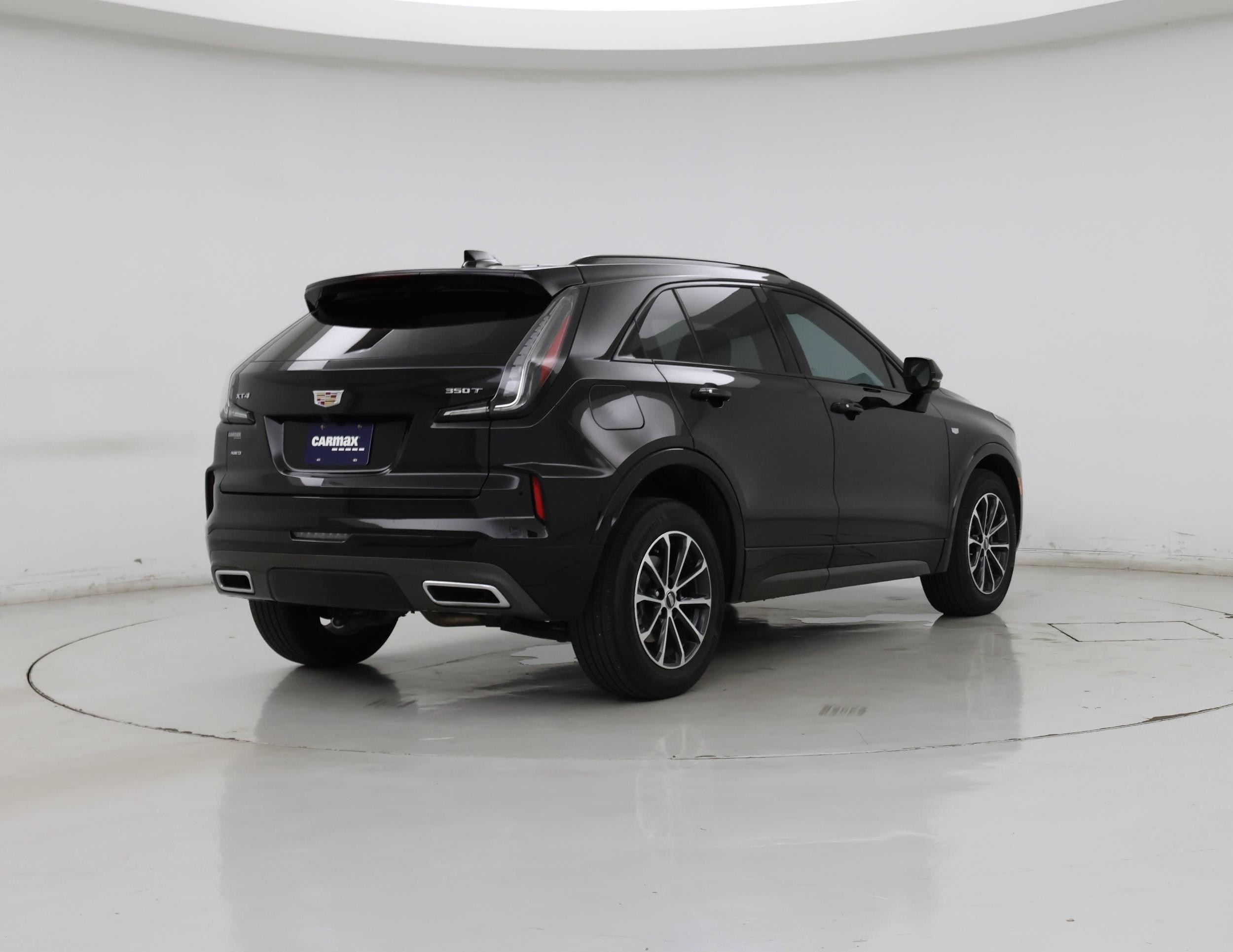Thumbnail: 2024 Cadillac XT4 - 8