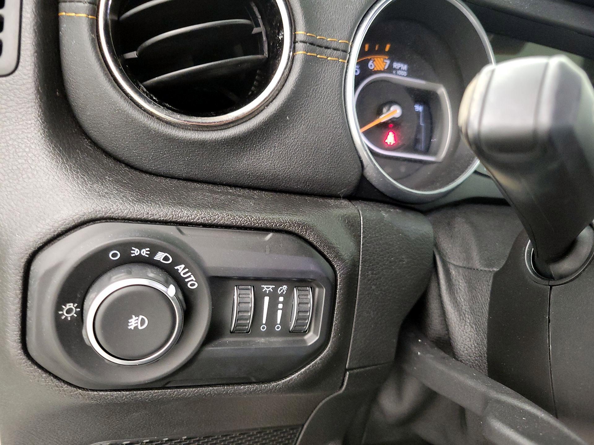 Thumbnail: 2021 Jeep Wrangler - 13