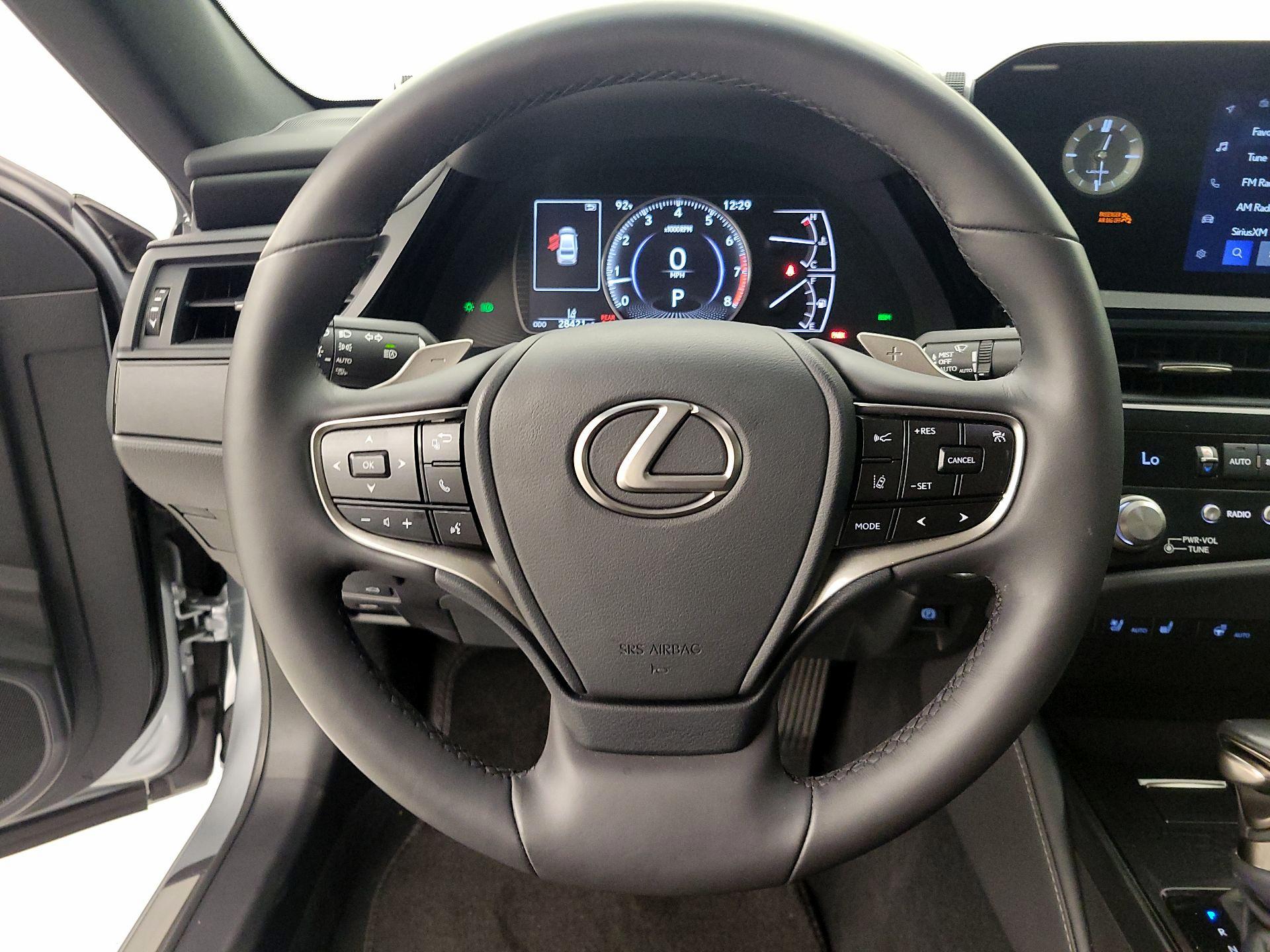 Thumbnail: 2023 Lexus ES - 10