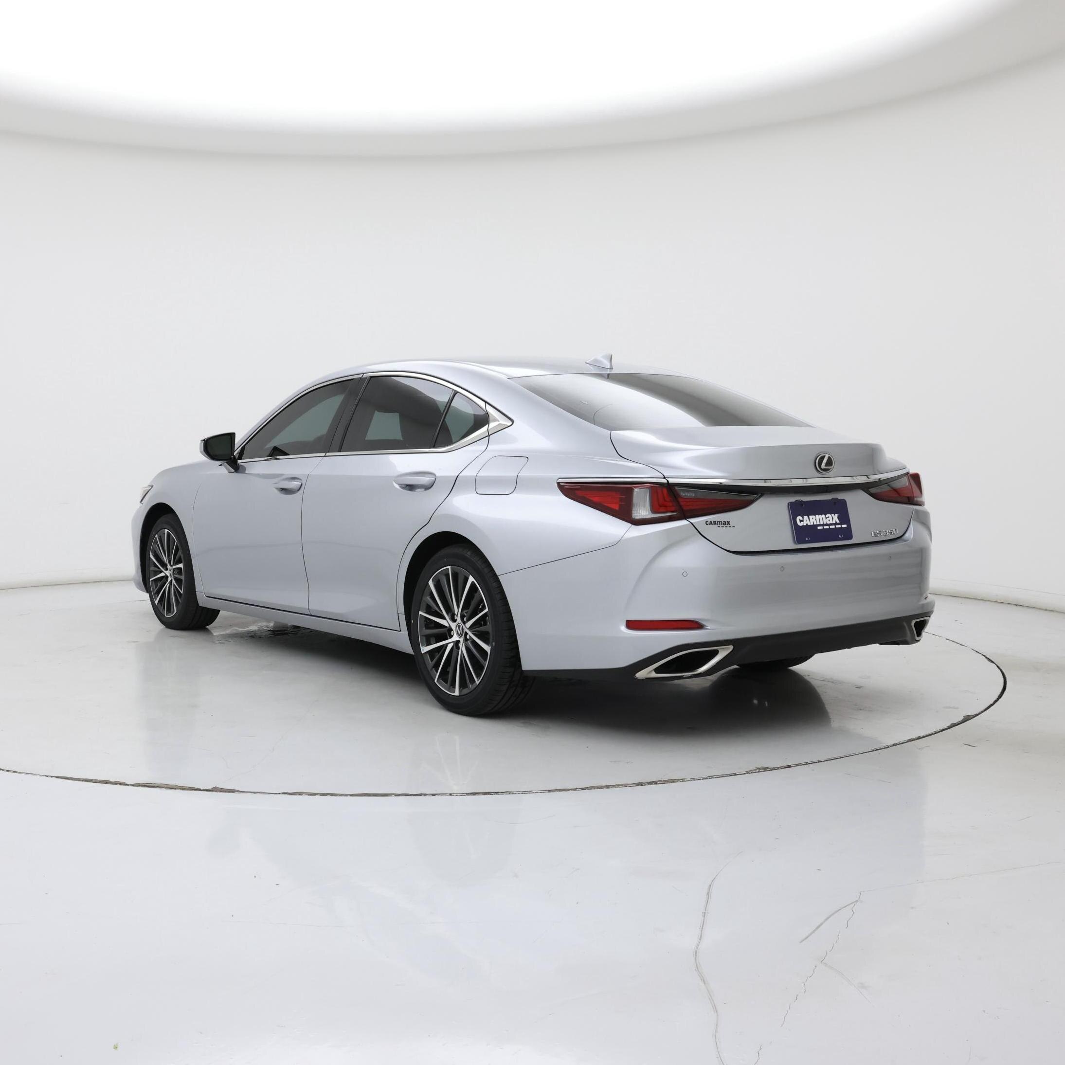Thumbnail: 2023 Lexus ES - 2
