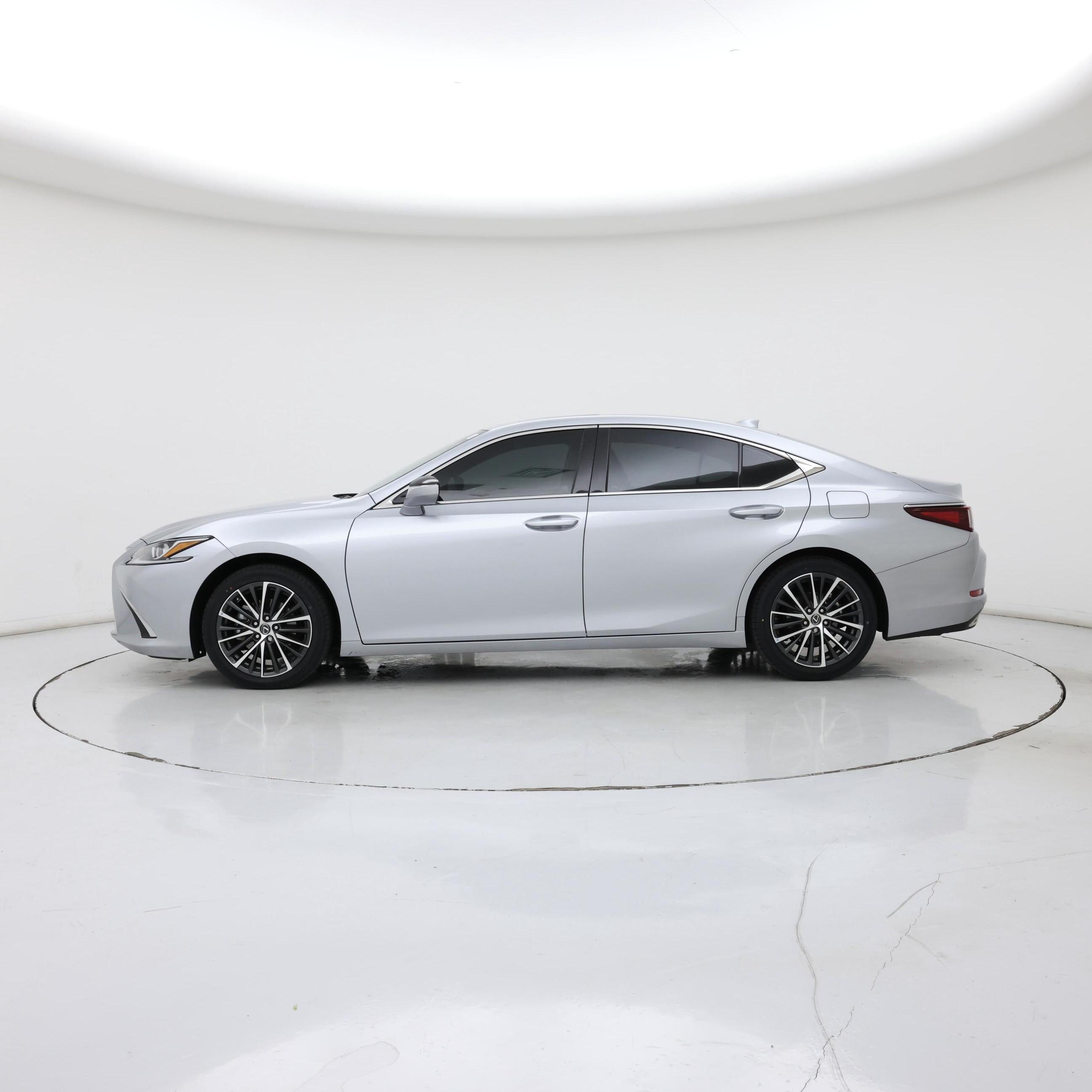 Thumbnail: 2023 Lexus ES - 3
