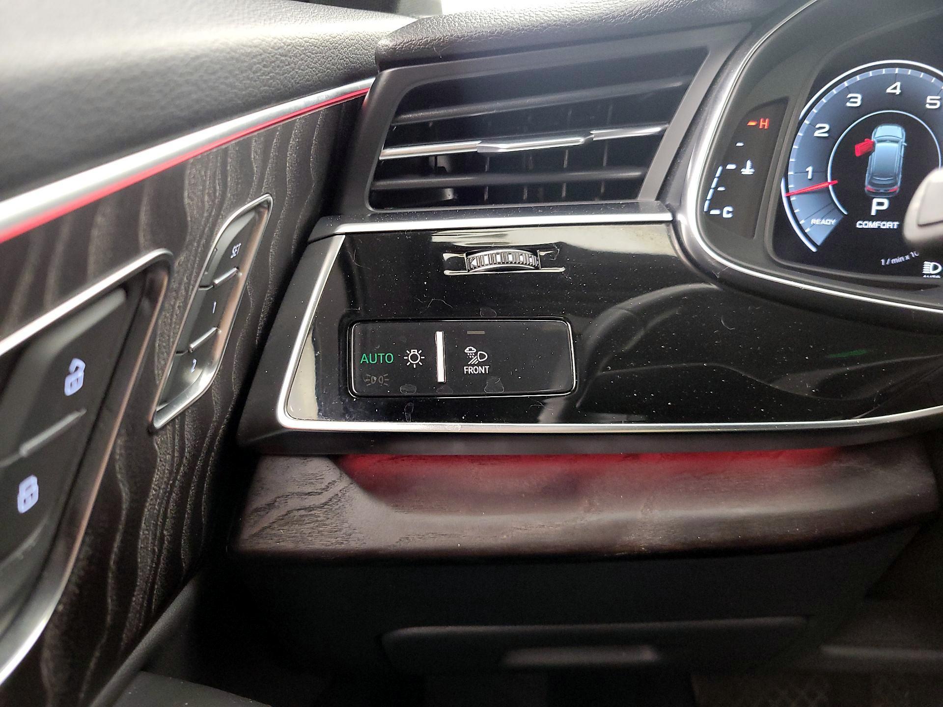 Thumbnail: 2021 Audi Q7 - 13