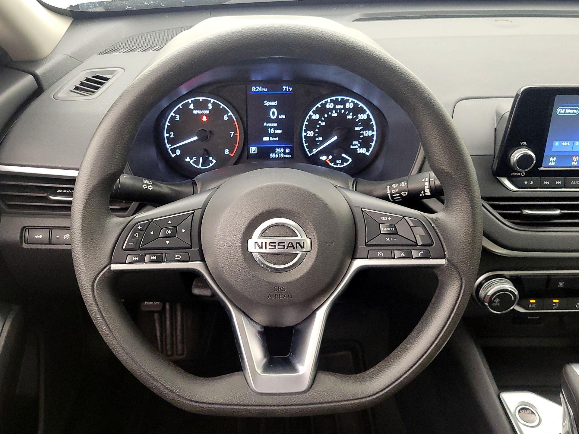 Thumbnail: 2022 Nissan Altima - 10