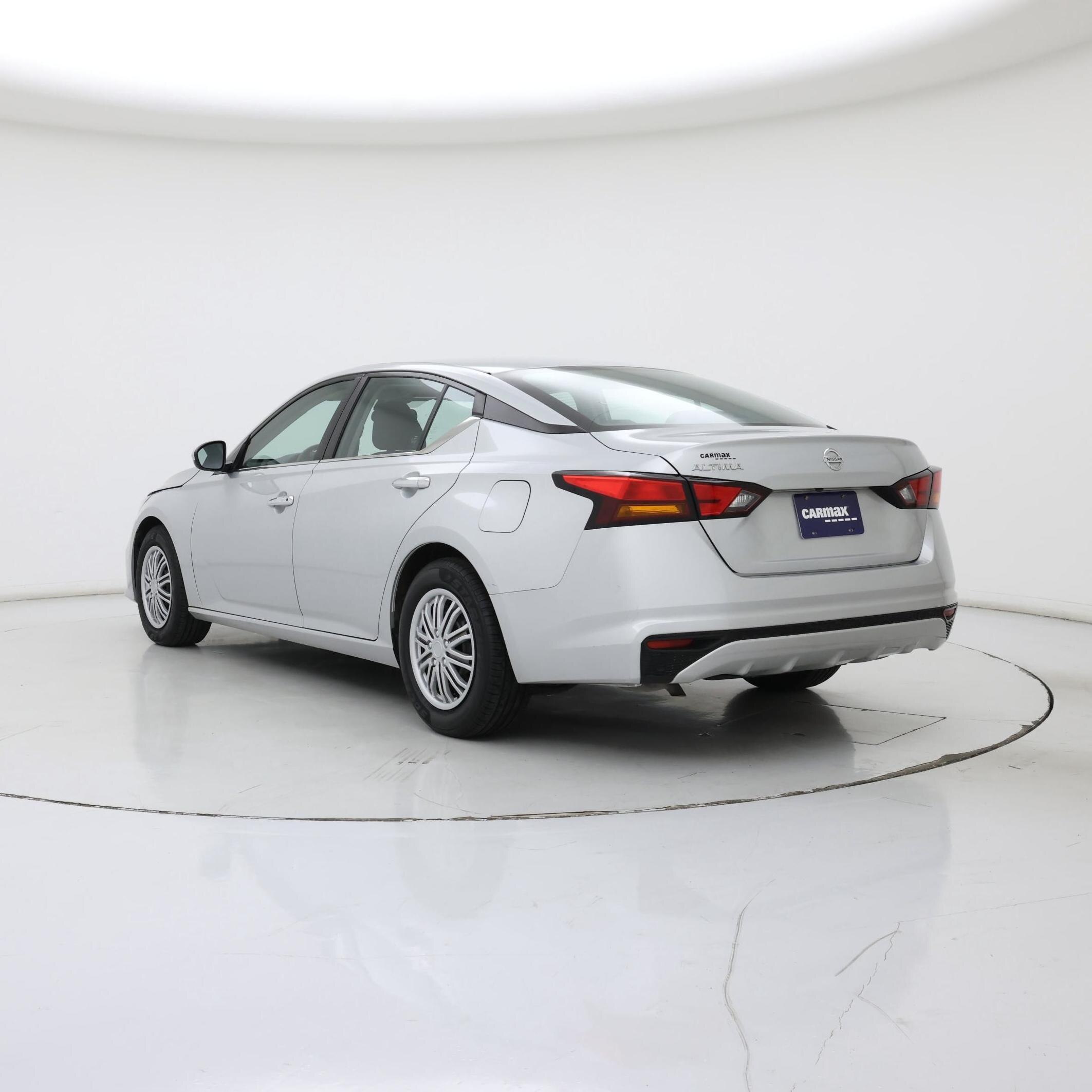 Thumbnail: 2022 Nissan Altima - 2