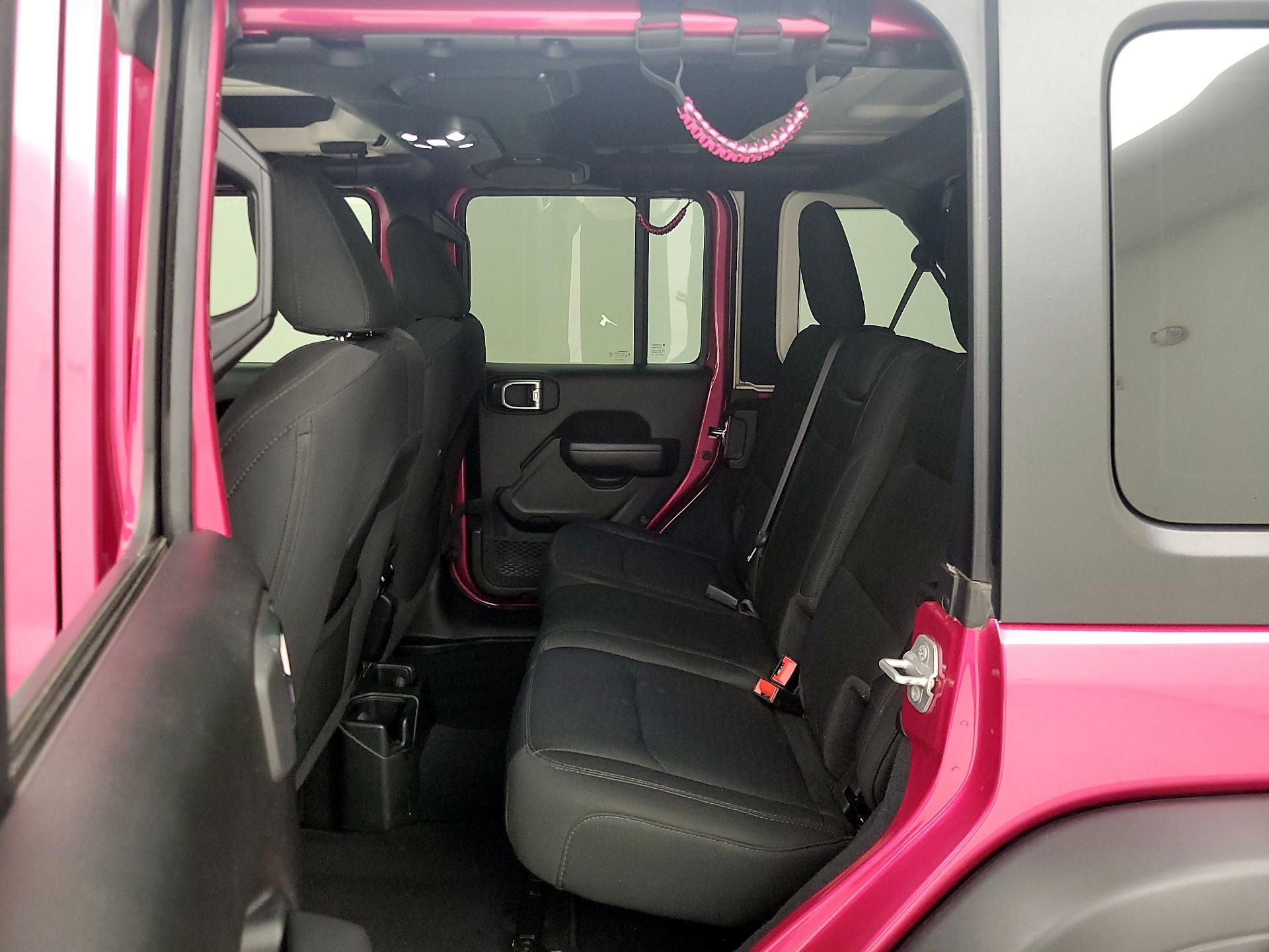 Thumbnail: 2022 Jeep Wrangler - 19