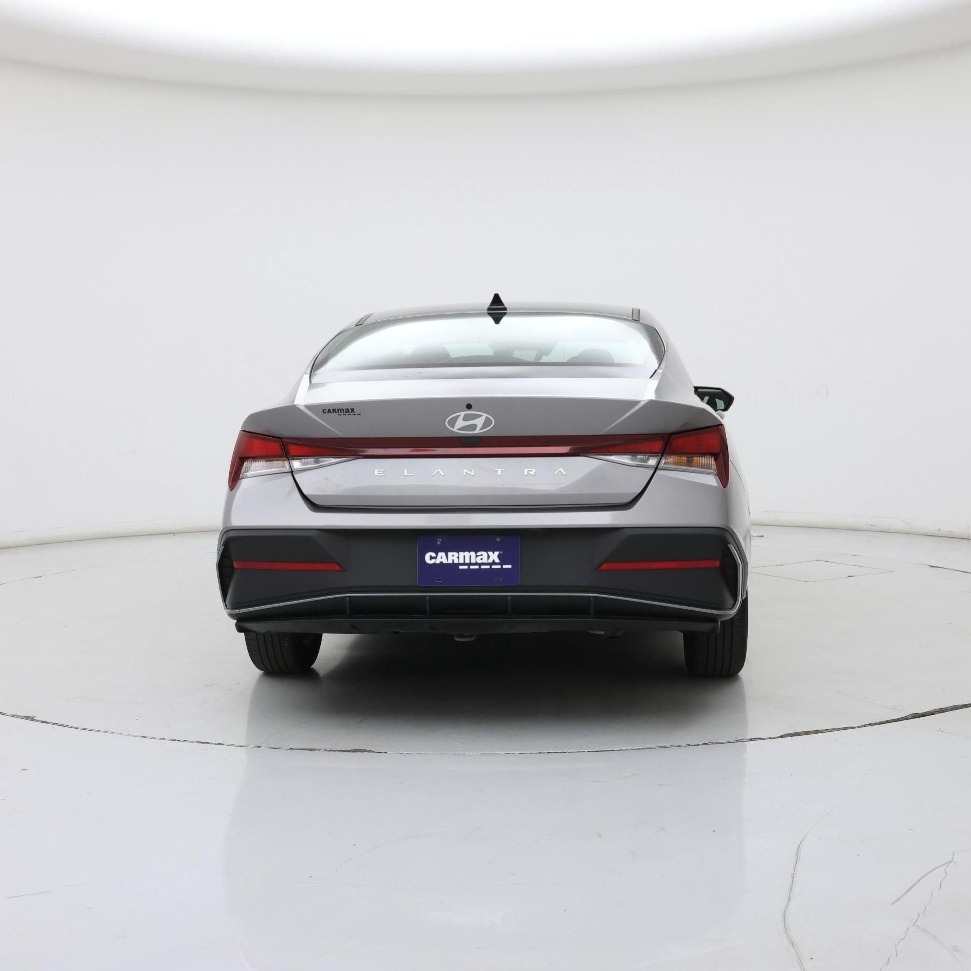 Thumbnail: 2024 Hyundai Elantra - 8