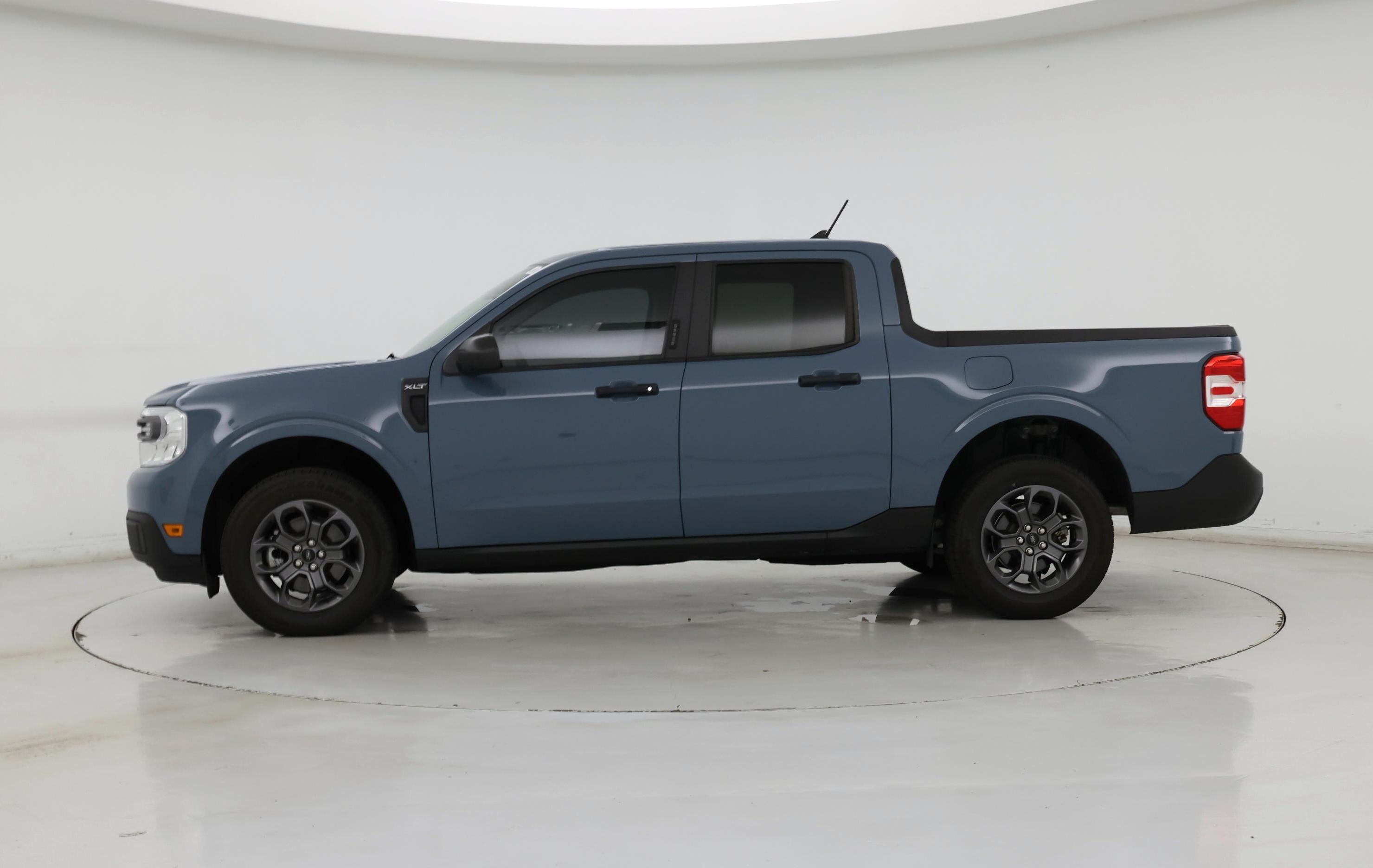 Thumbnail: 2022 Ford Maverick - 3