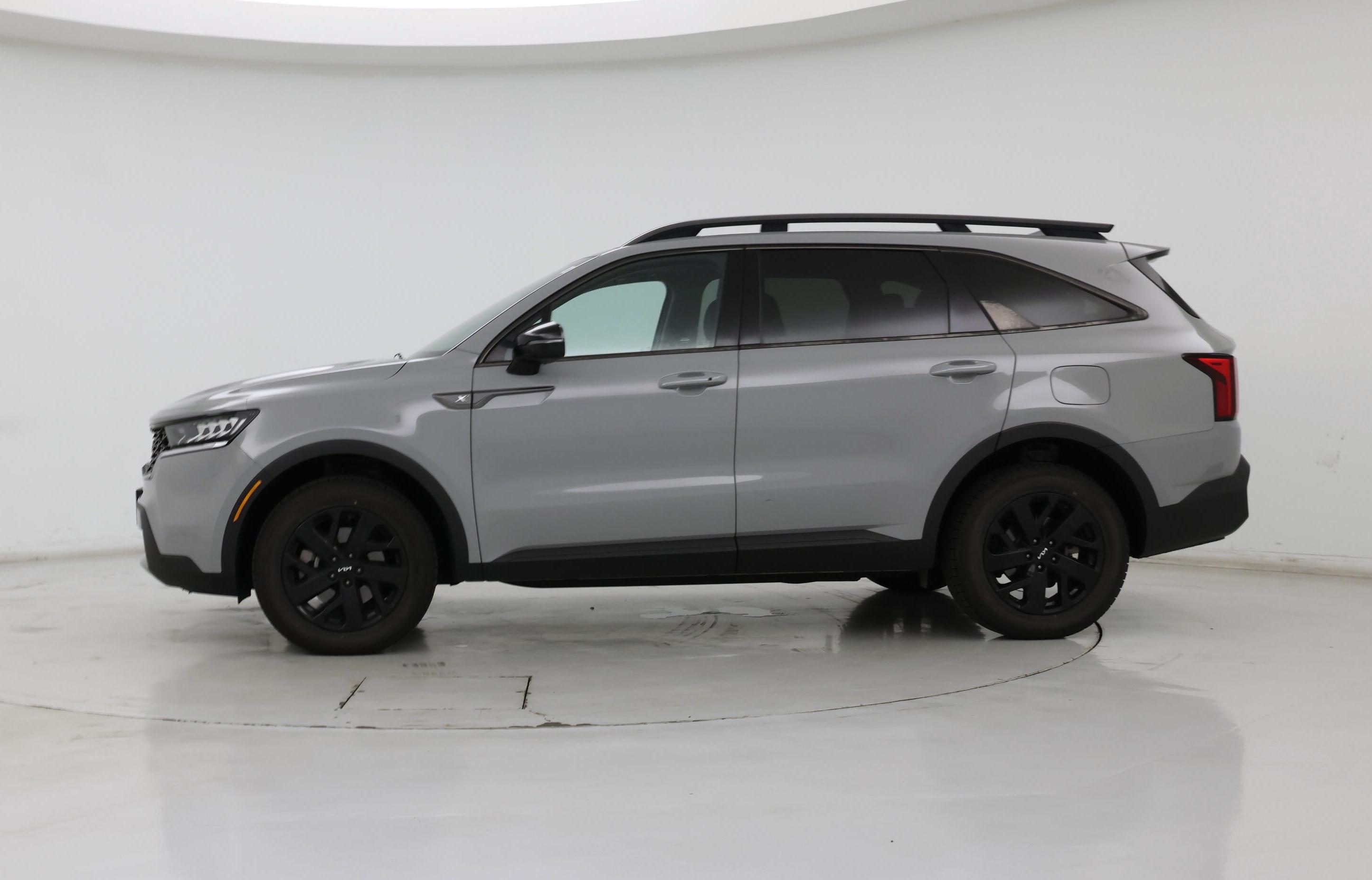 Thumbnail: 2022 Kia Sorento - 3