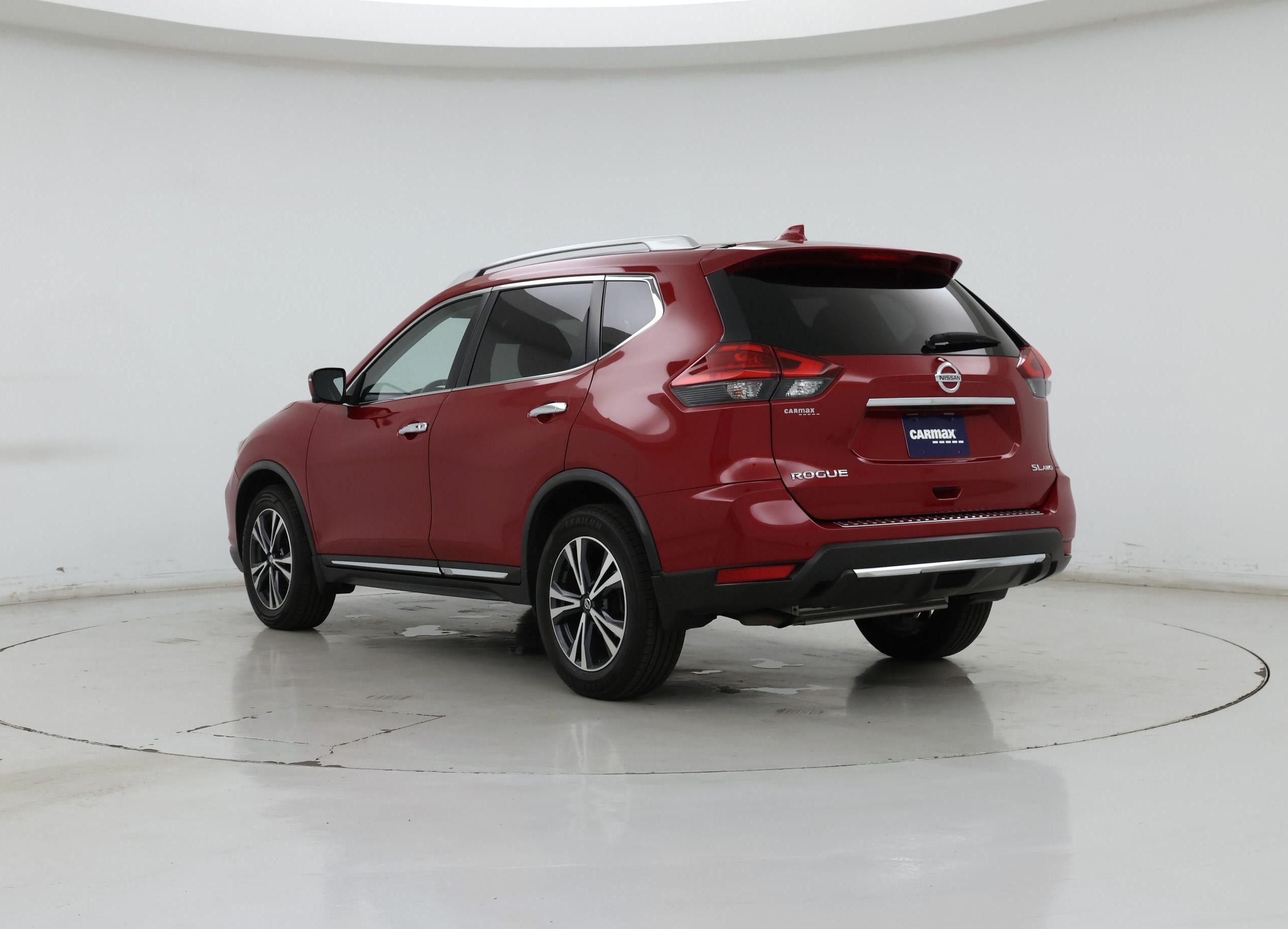 Thumbnail: 2017 Nissan Rogue - 2