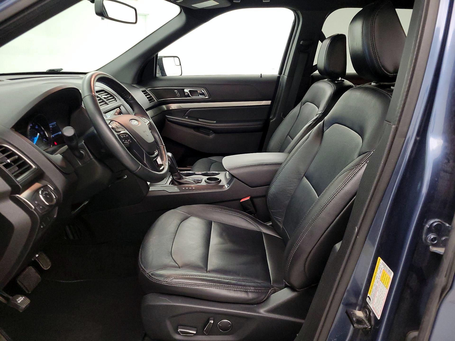 Thumbnail: 2018 Ford Explorer - 11