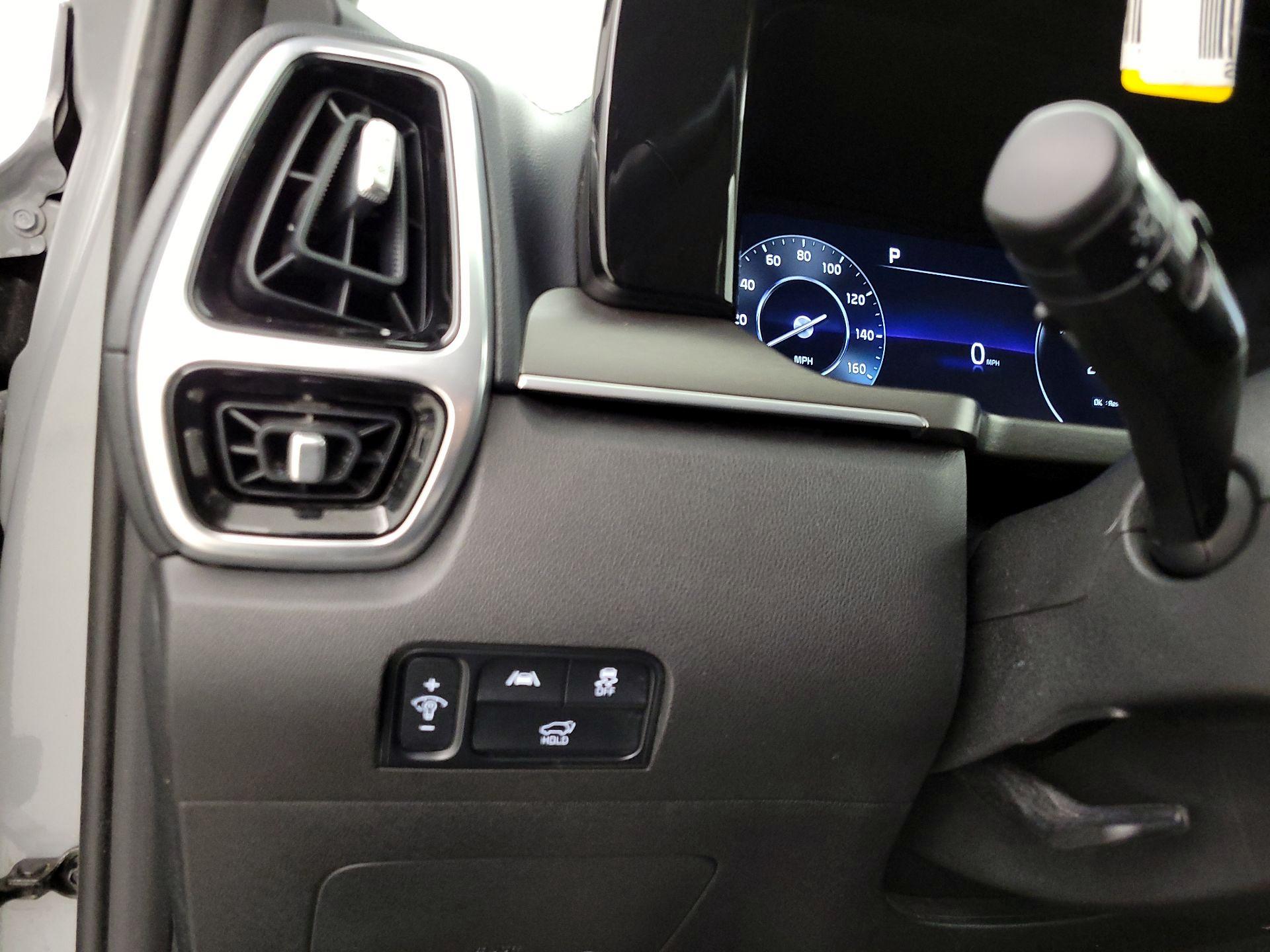 Thumbnail: 2023 Kia Sorento - 13