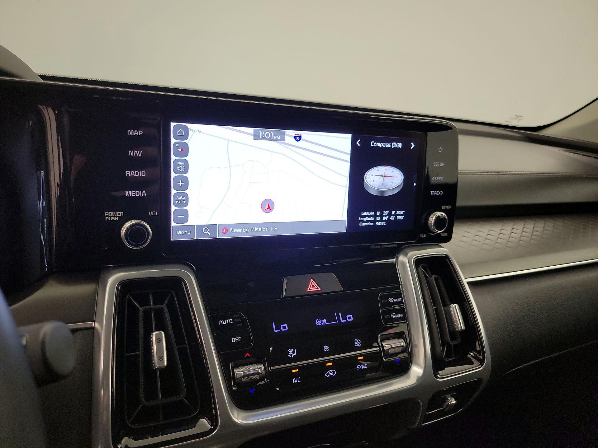 Thumbnail: 2023 Kia Sorento - 14