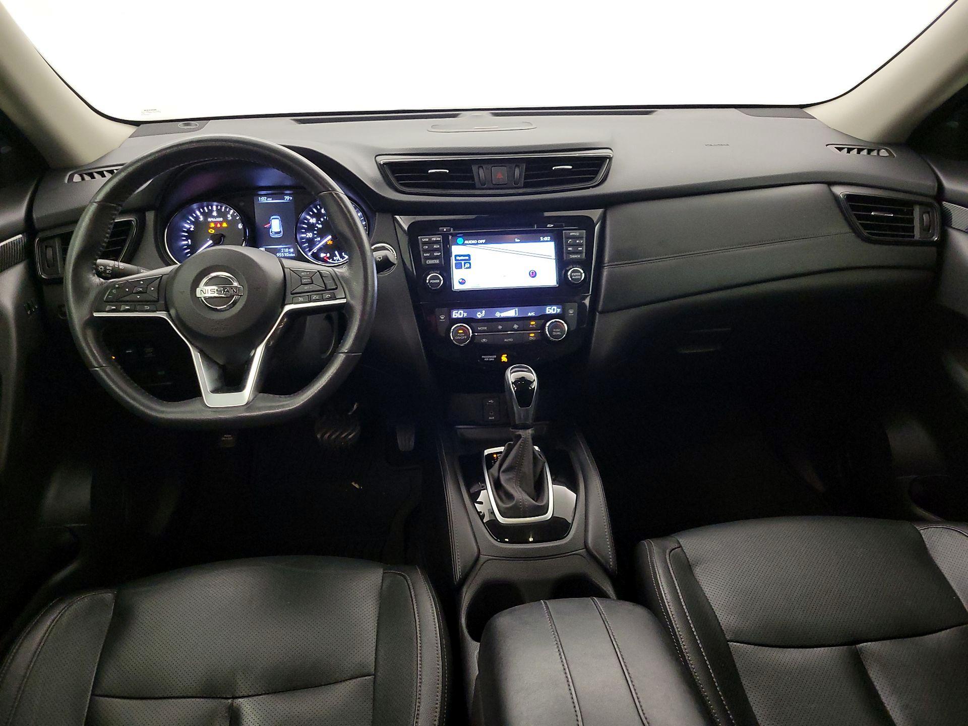 Thumbnail: 2017 Nissan Rogue - 9