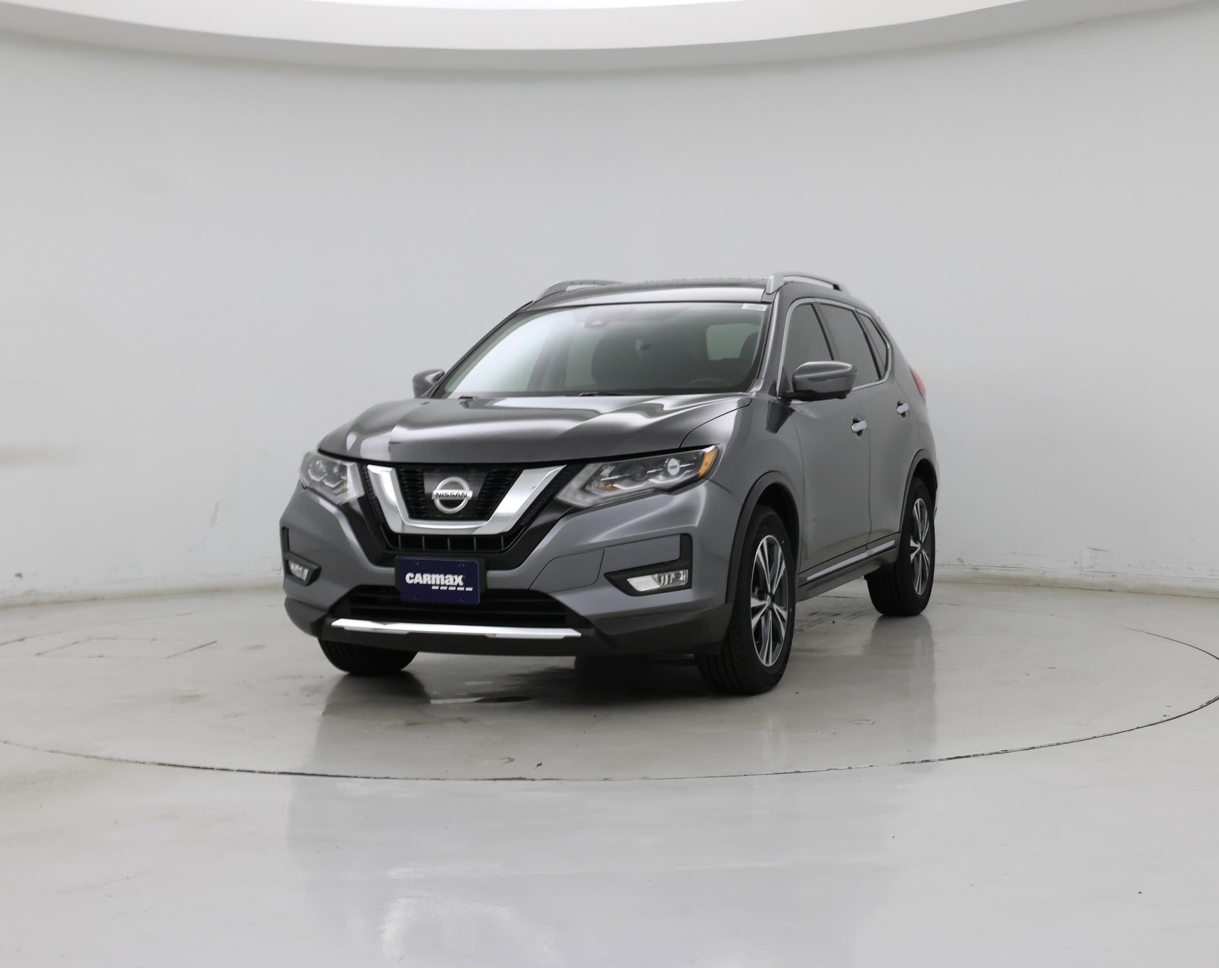 Thumbnail: 2017 Nissan Rogue - 4