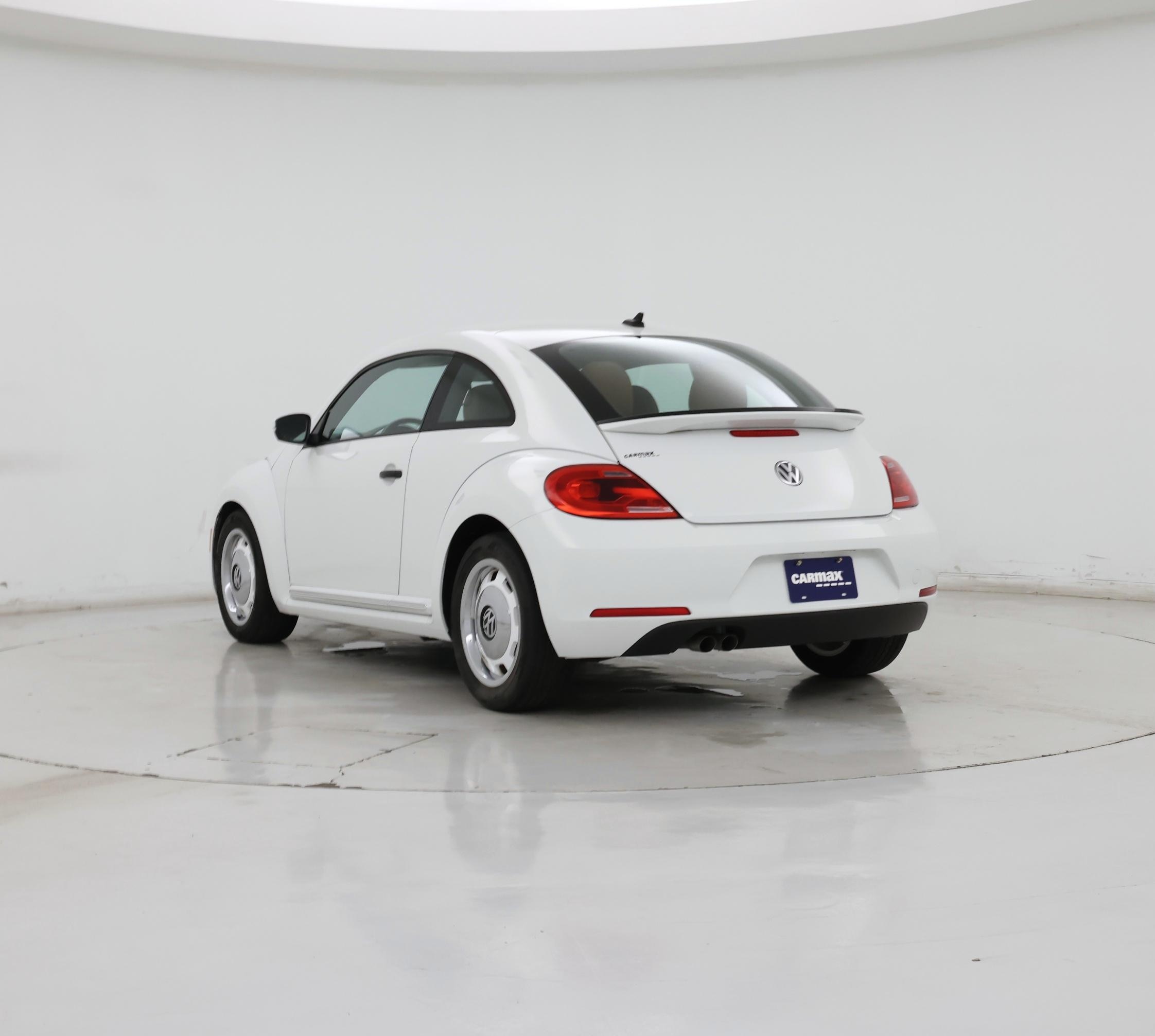 Thumbnail: 2015 Volkswagen Beetle - 2