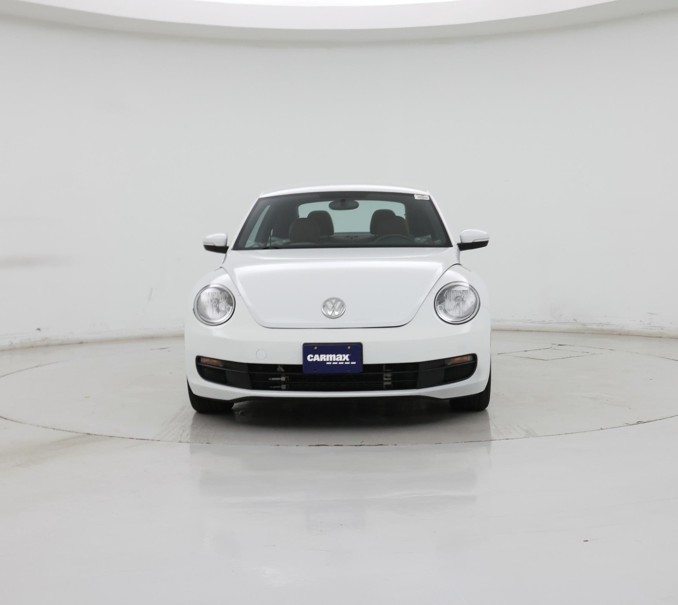 Thumbnail: 2015 Volkswagen Beetle - 5