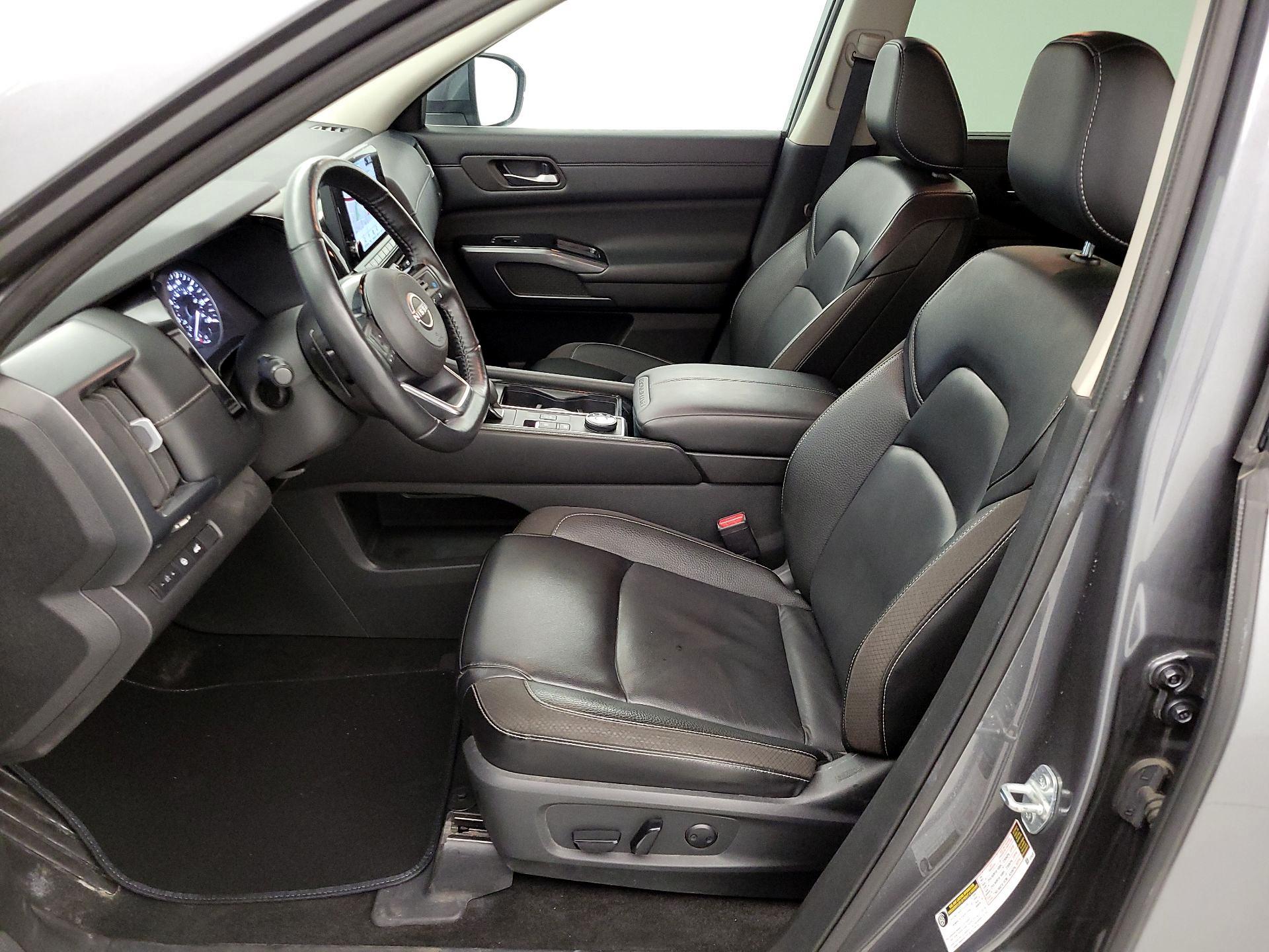 Thumbnail: 2024 Nissan Pathfinder - 11