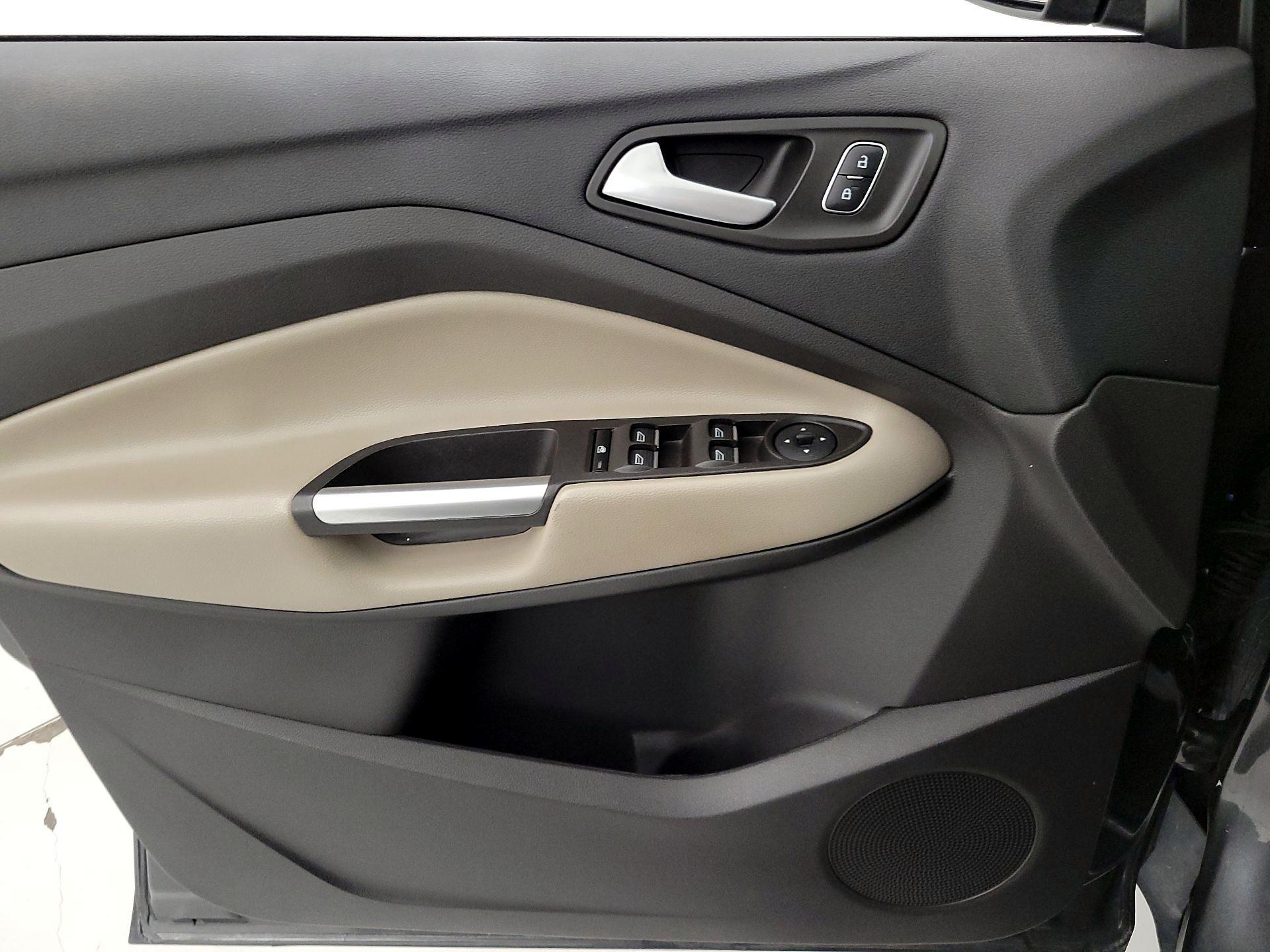 Thumbnail: 2019 Ford Escape - 12