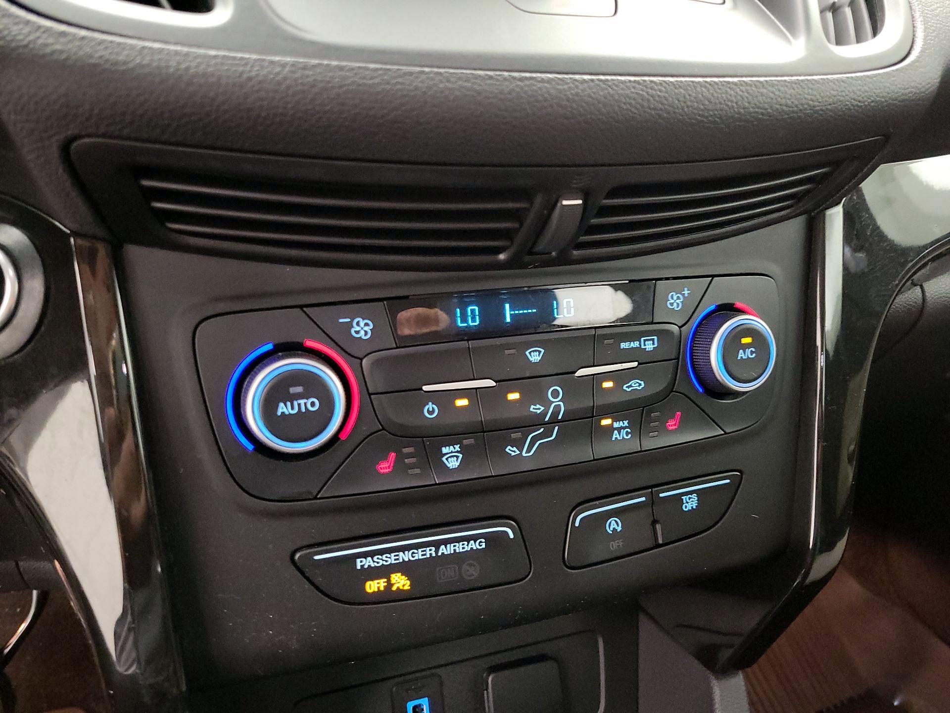 Thumbnail: 2019 Ford Escape - 16