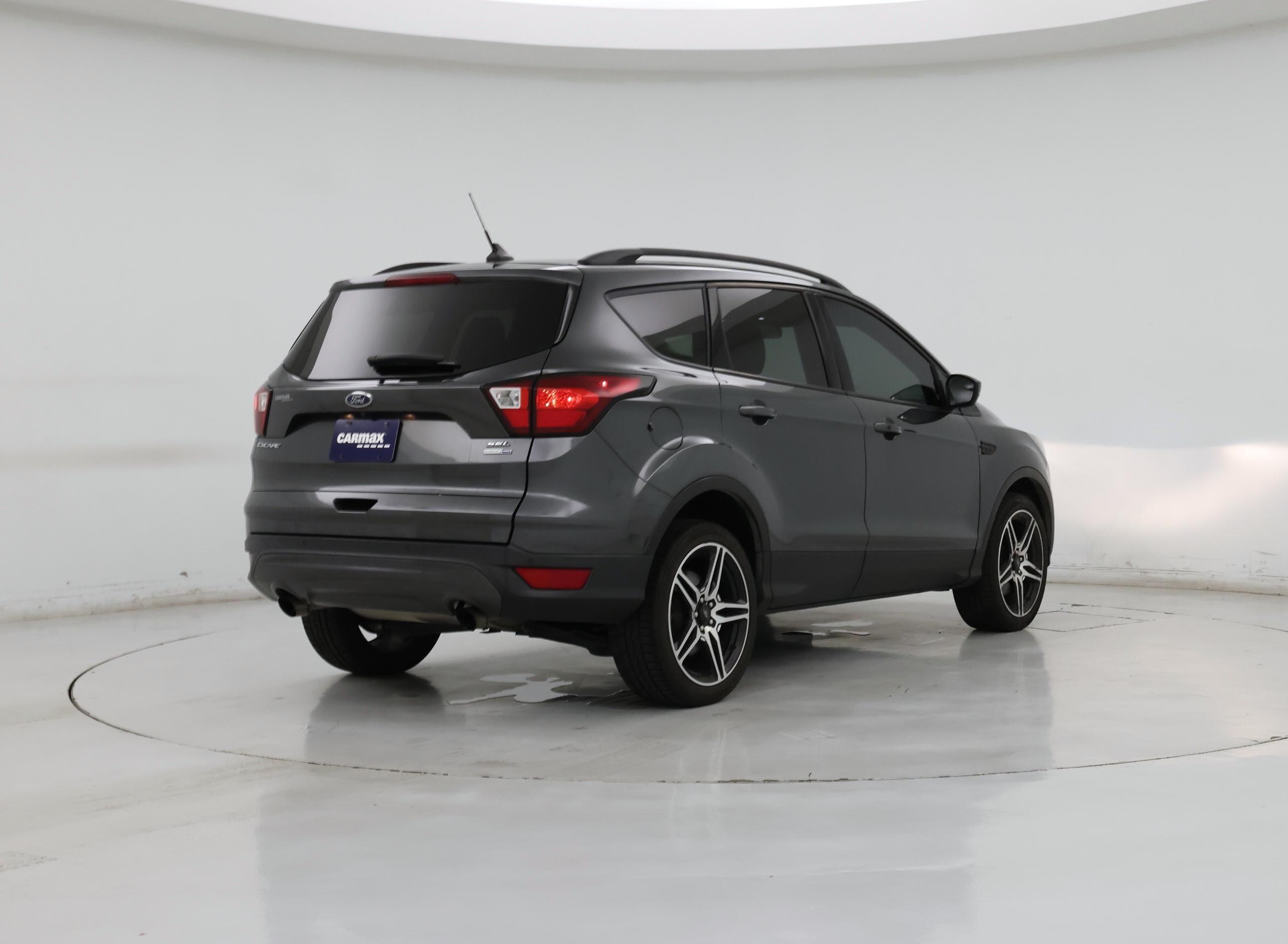 Thumbnail: 2019 Ford Escape - 8