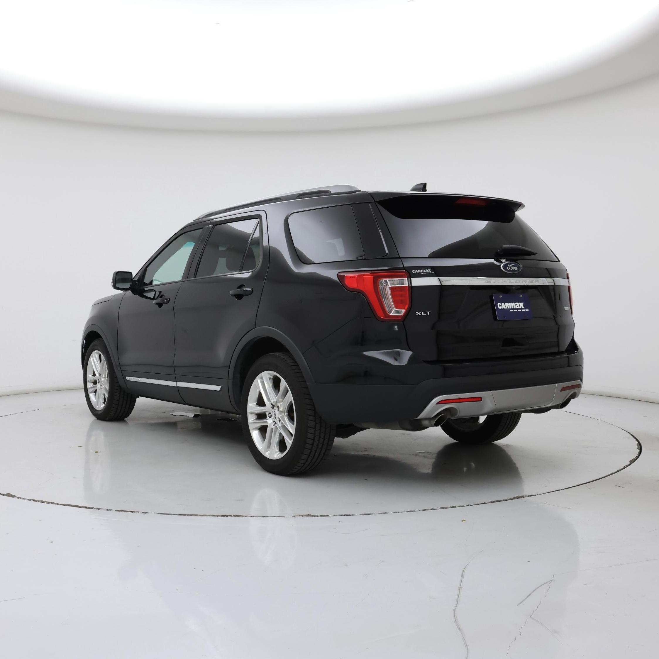 Thumbnail: 2016 Ford Explorer - 2