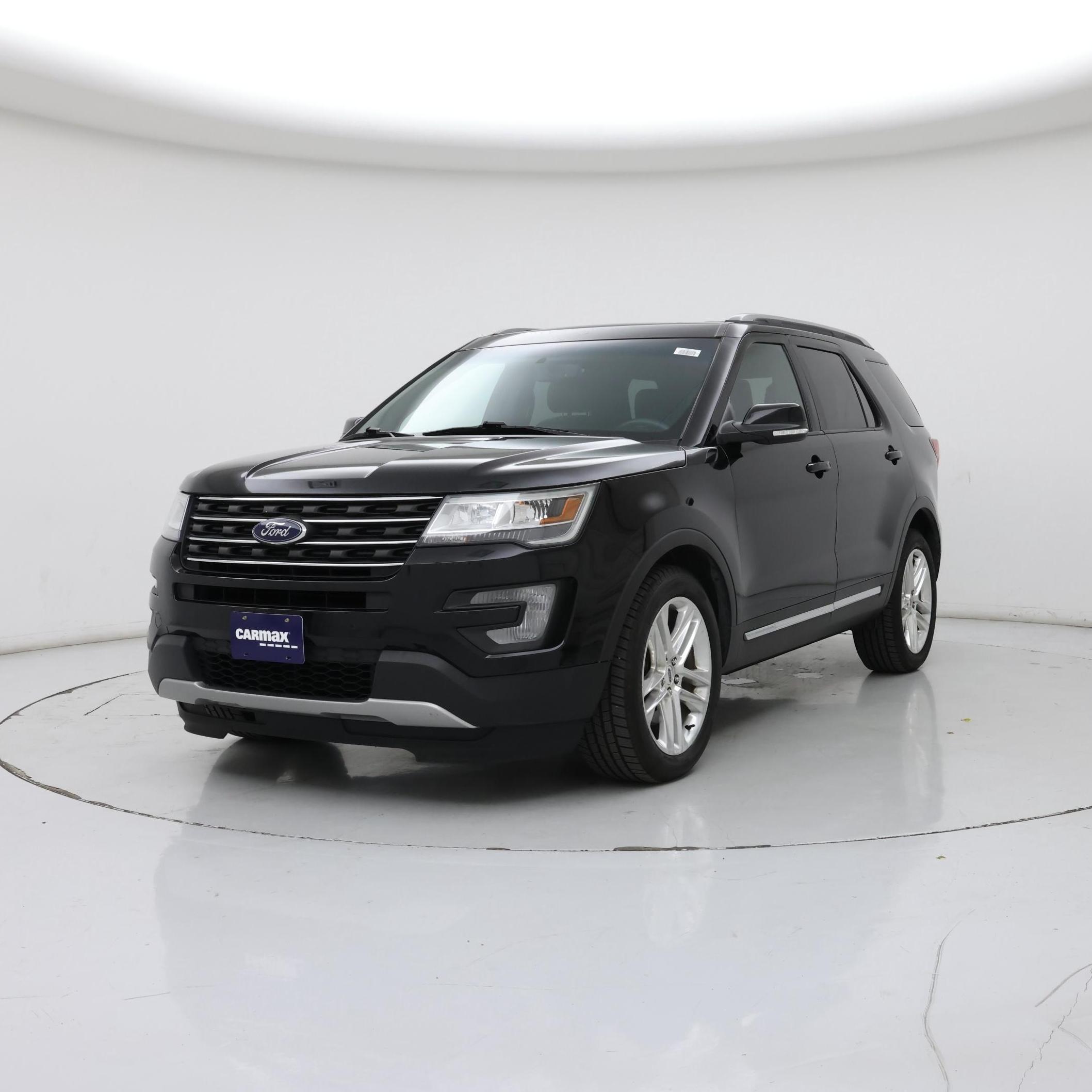 Thumbnail: 2016 Ford Explorer - 4