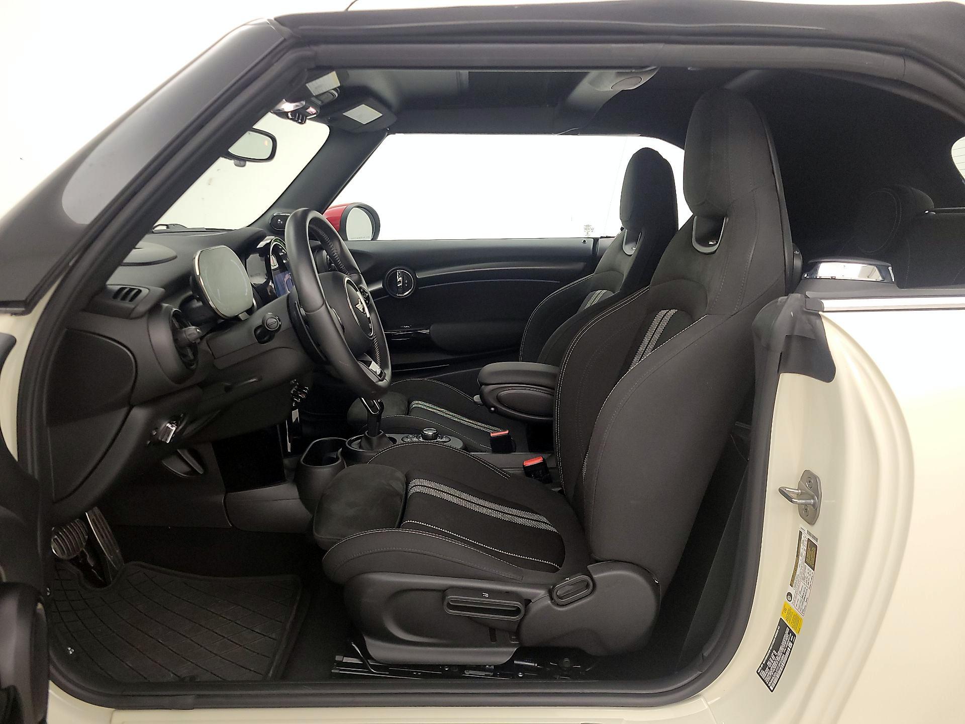 Thumbnail: 2023 MINI Cooper - 11