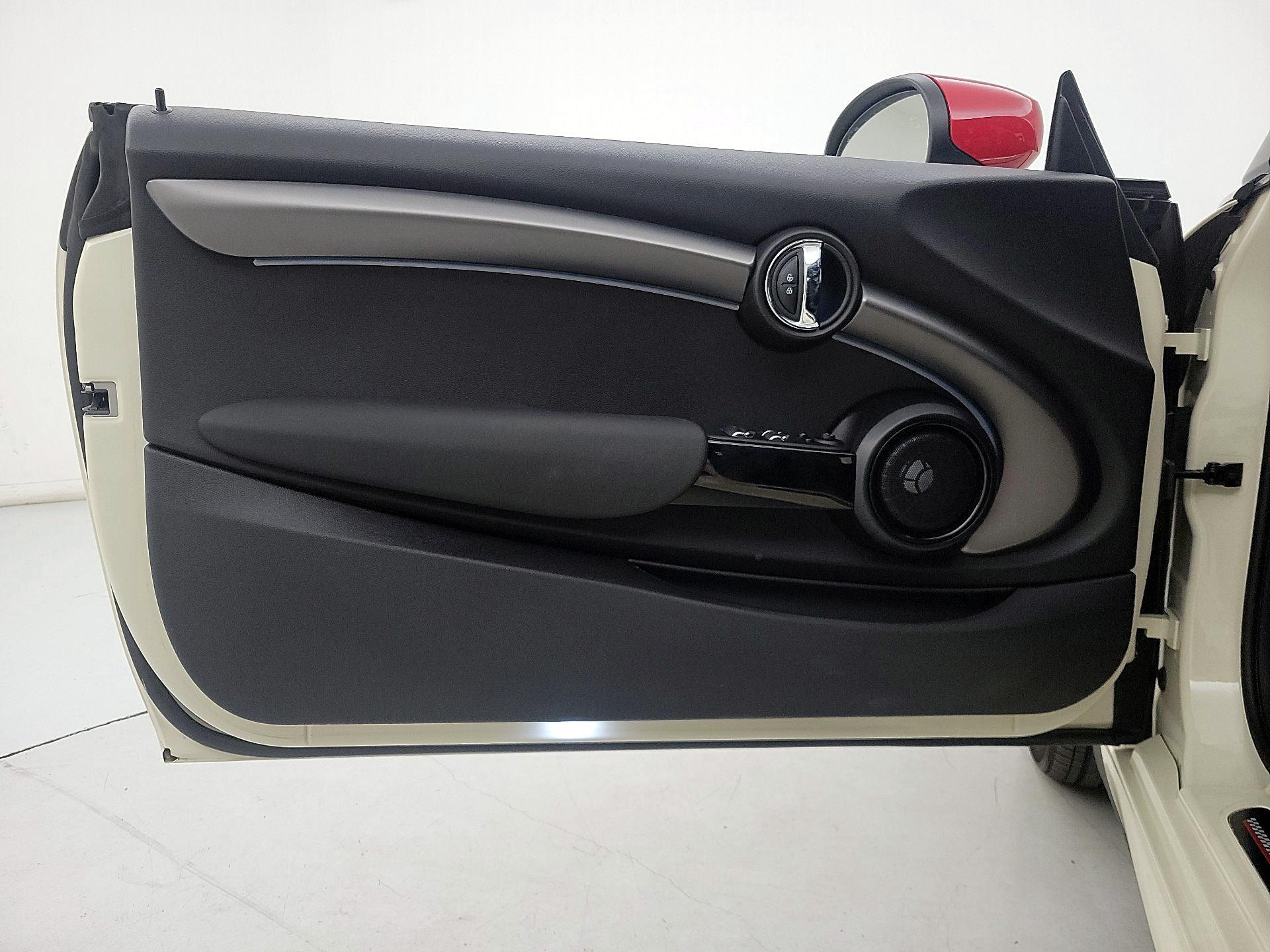 Thumbnail: 2023 MINI Cooper - 12