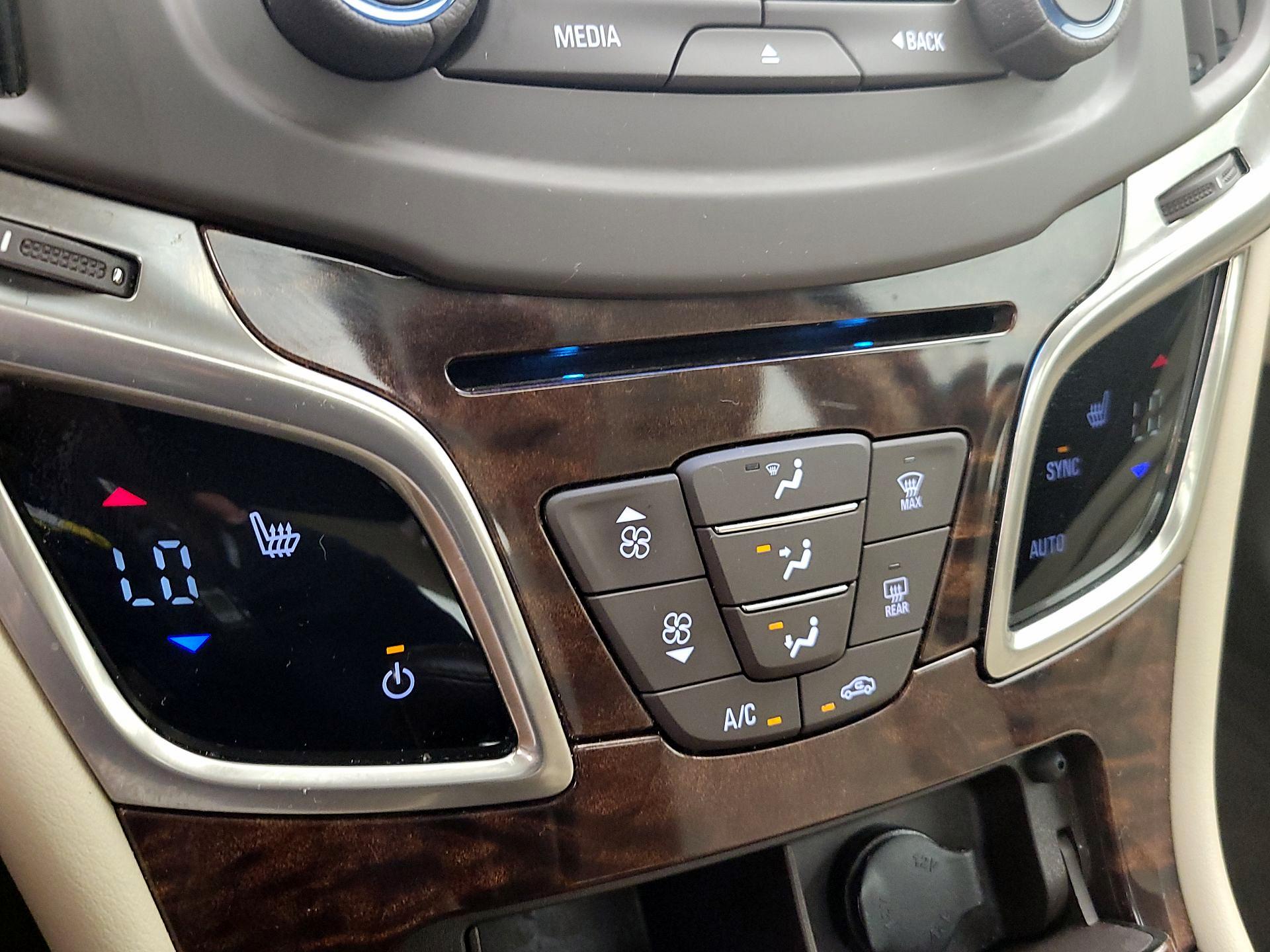 Thumbnail: 2015 Buick LaCrosse - 16