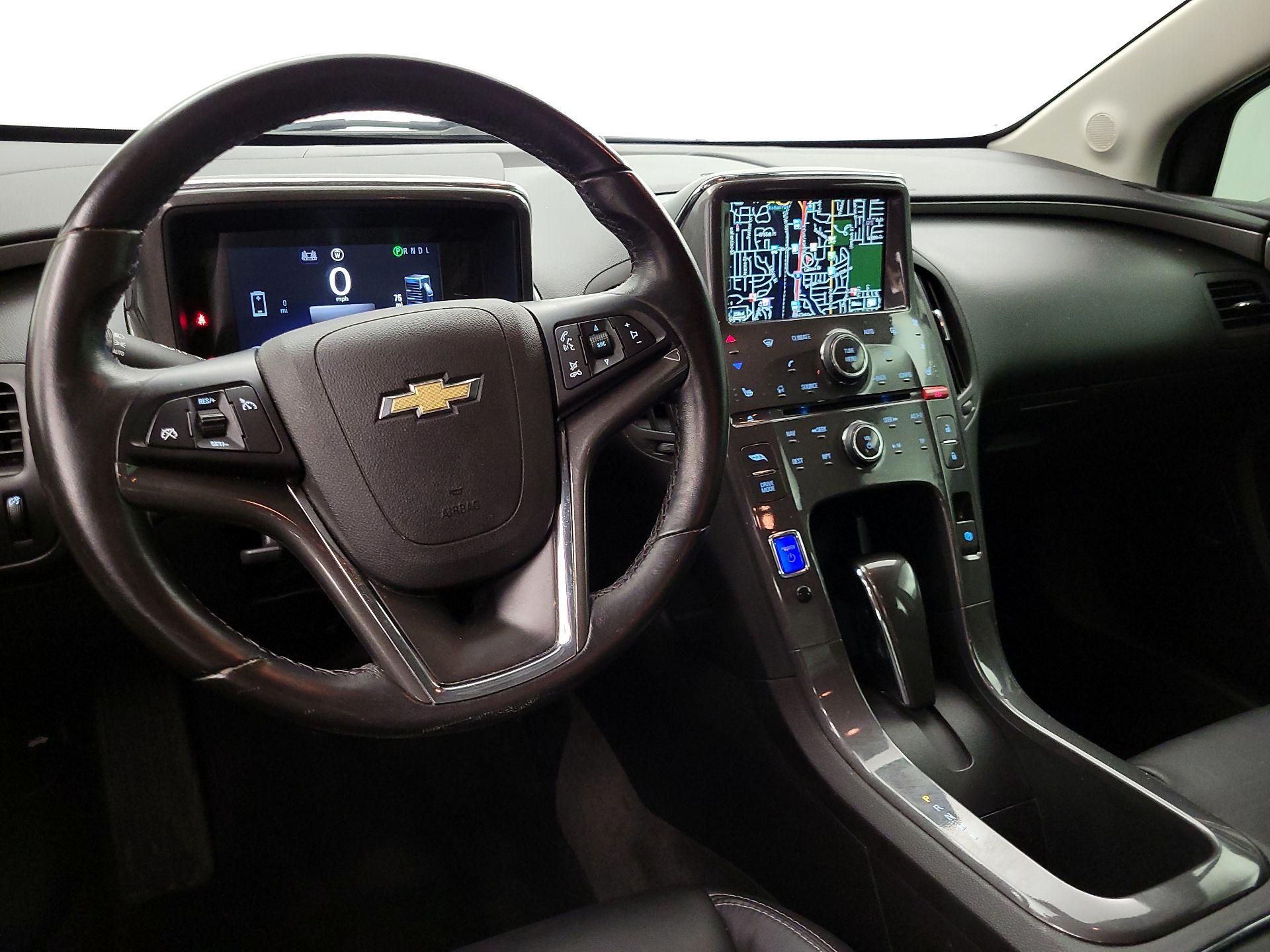Thumbnail: 2015 Chevrolet Volt - 9