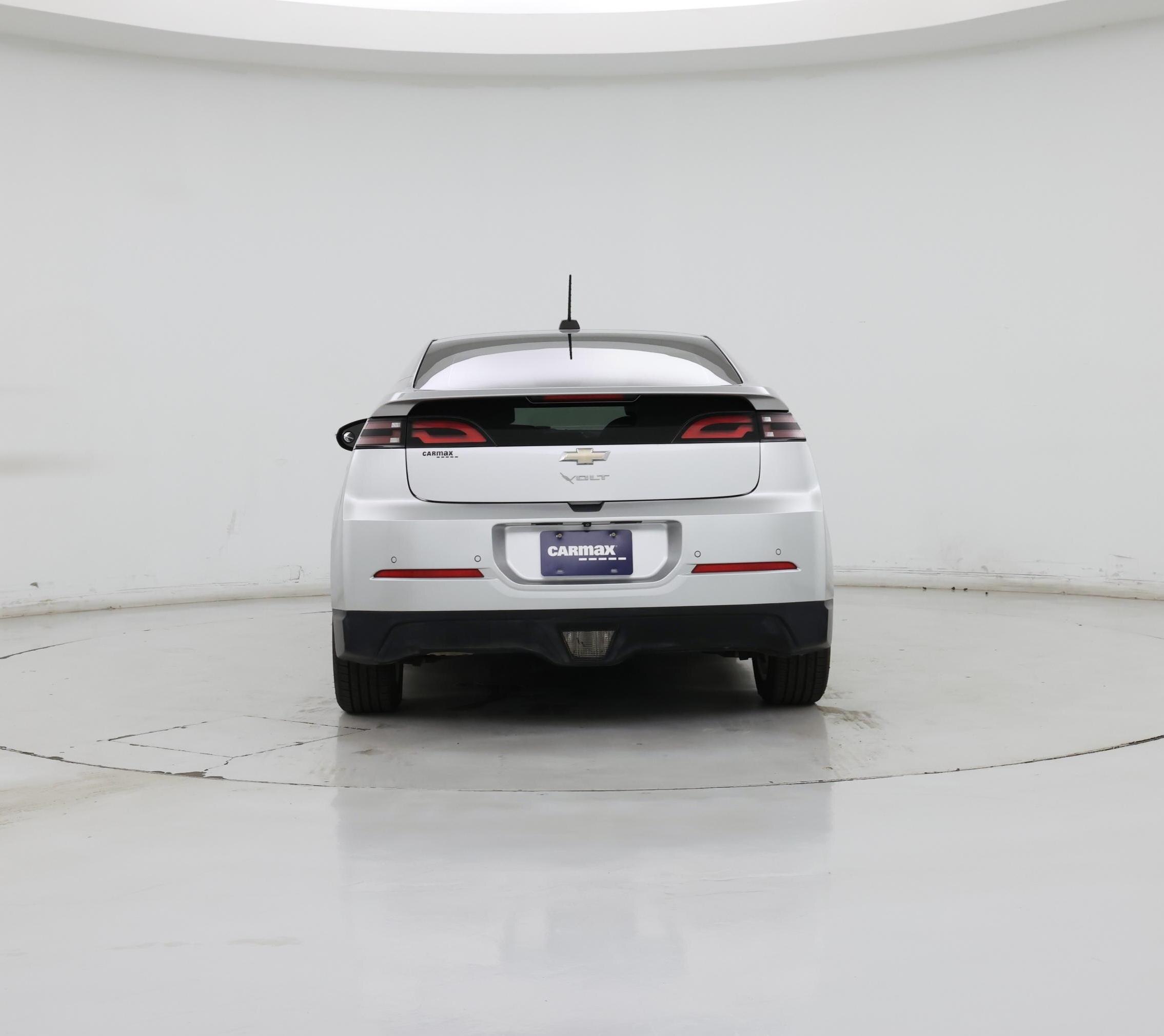 Thumbnail: 2015 Chevrolet Volt - 6