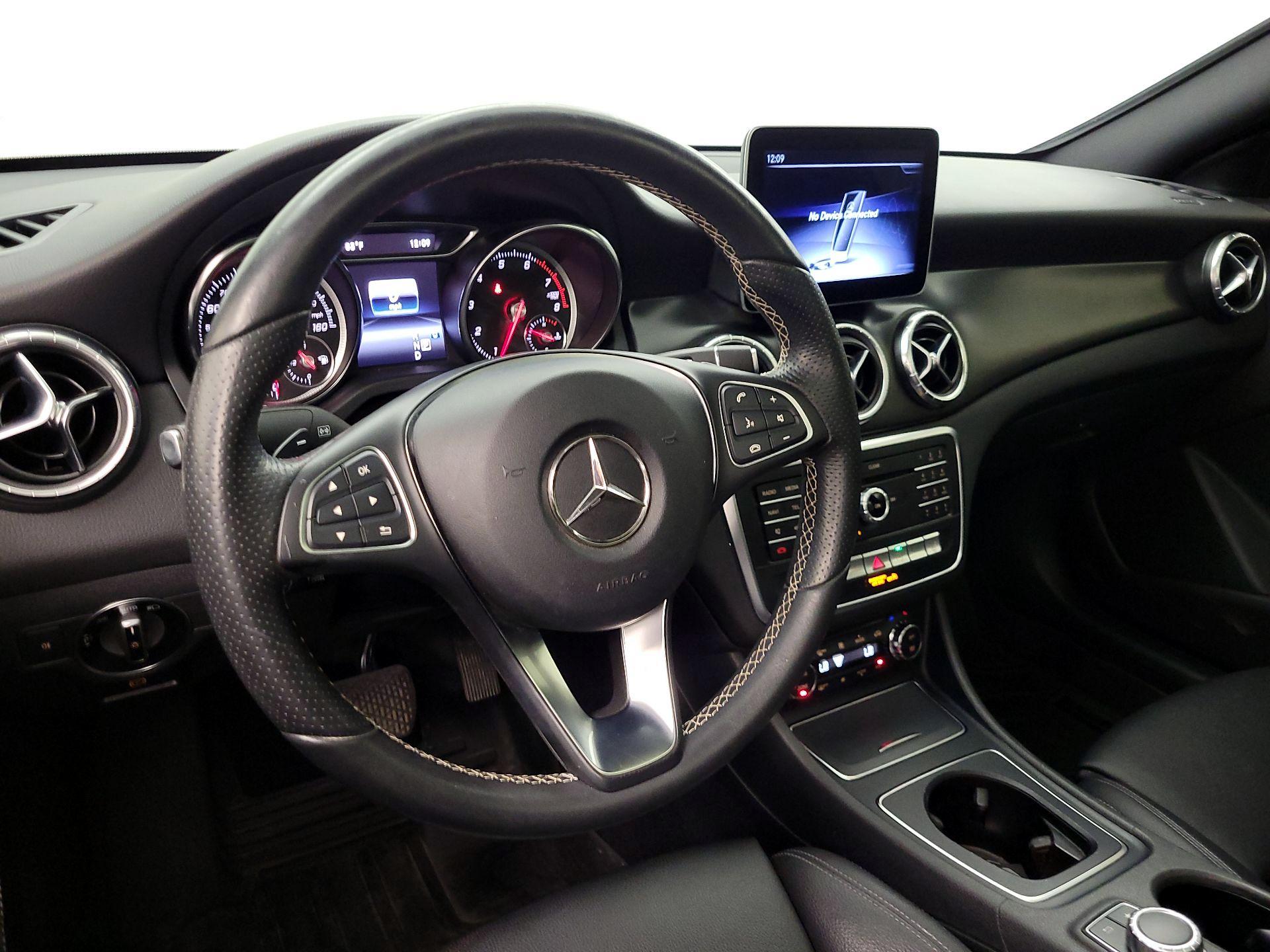 Thumbnail: 2018 Mercedes-Benz CLA - 9