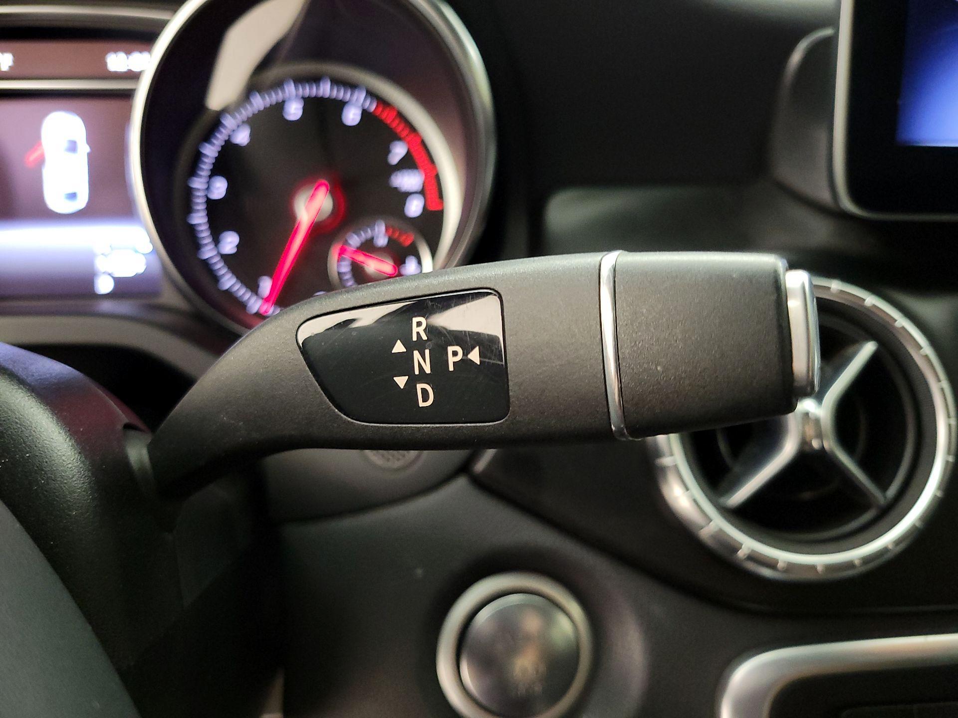 Thumbnail: 2018 Mercedes-Benz CLA - 17