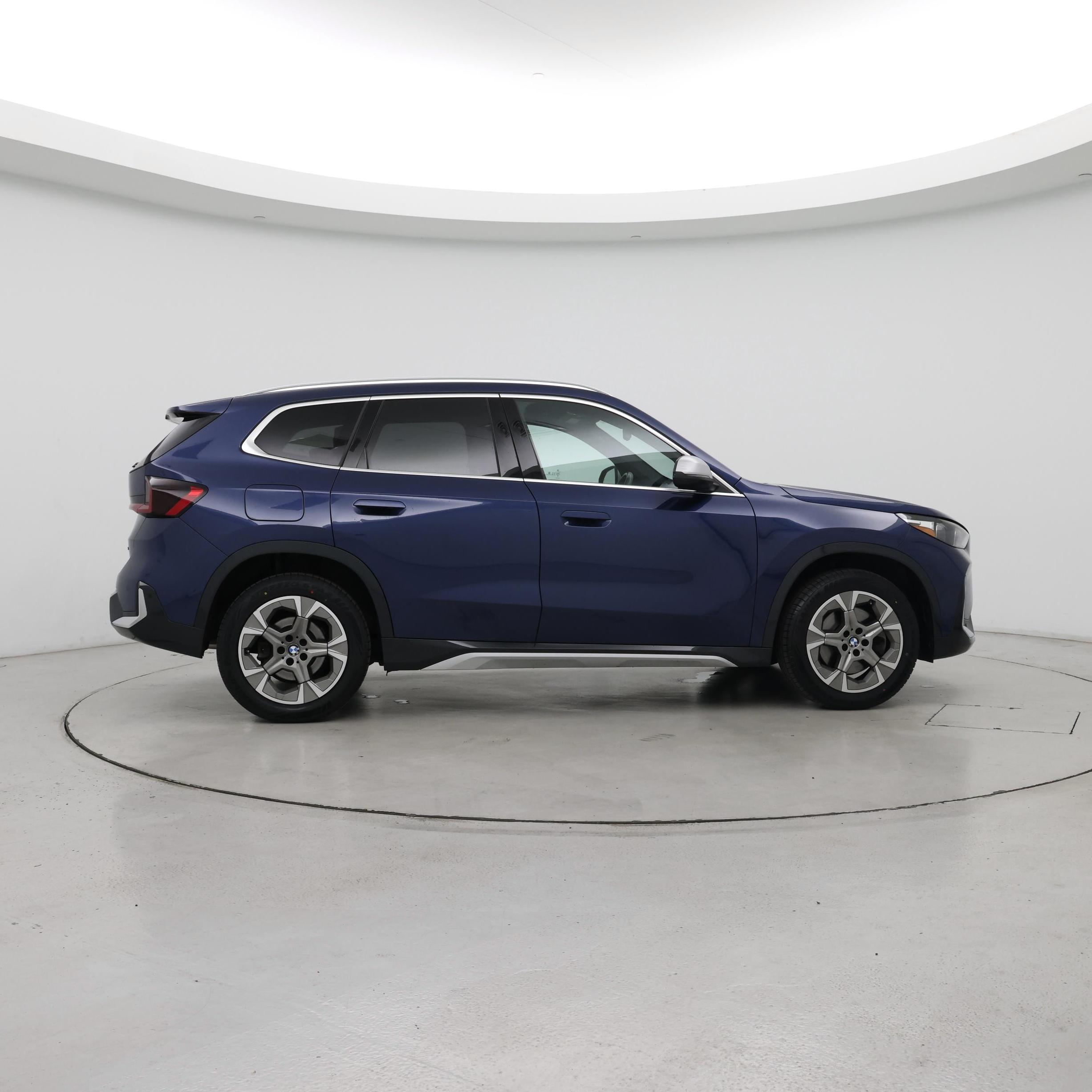 Thumbnail: 2023 BMW X1 - 7