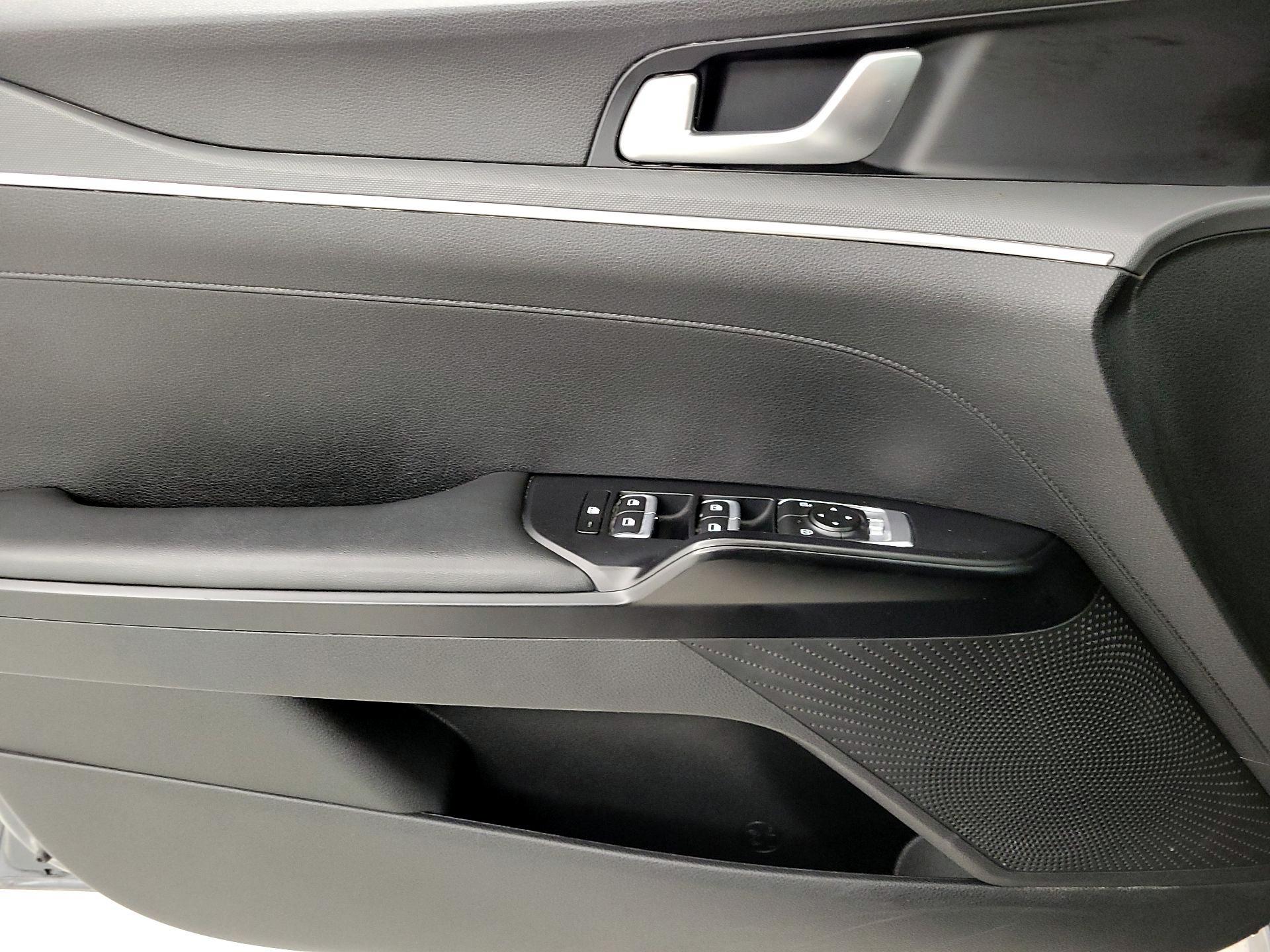 Thumbnail: 2023 Kia K5 - 12
