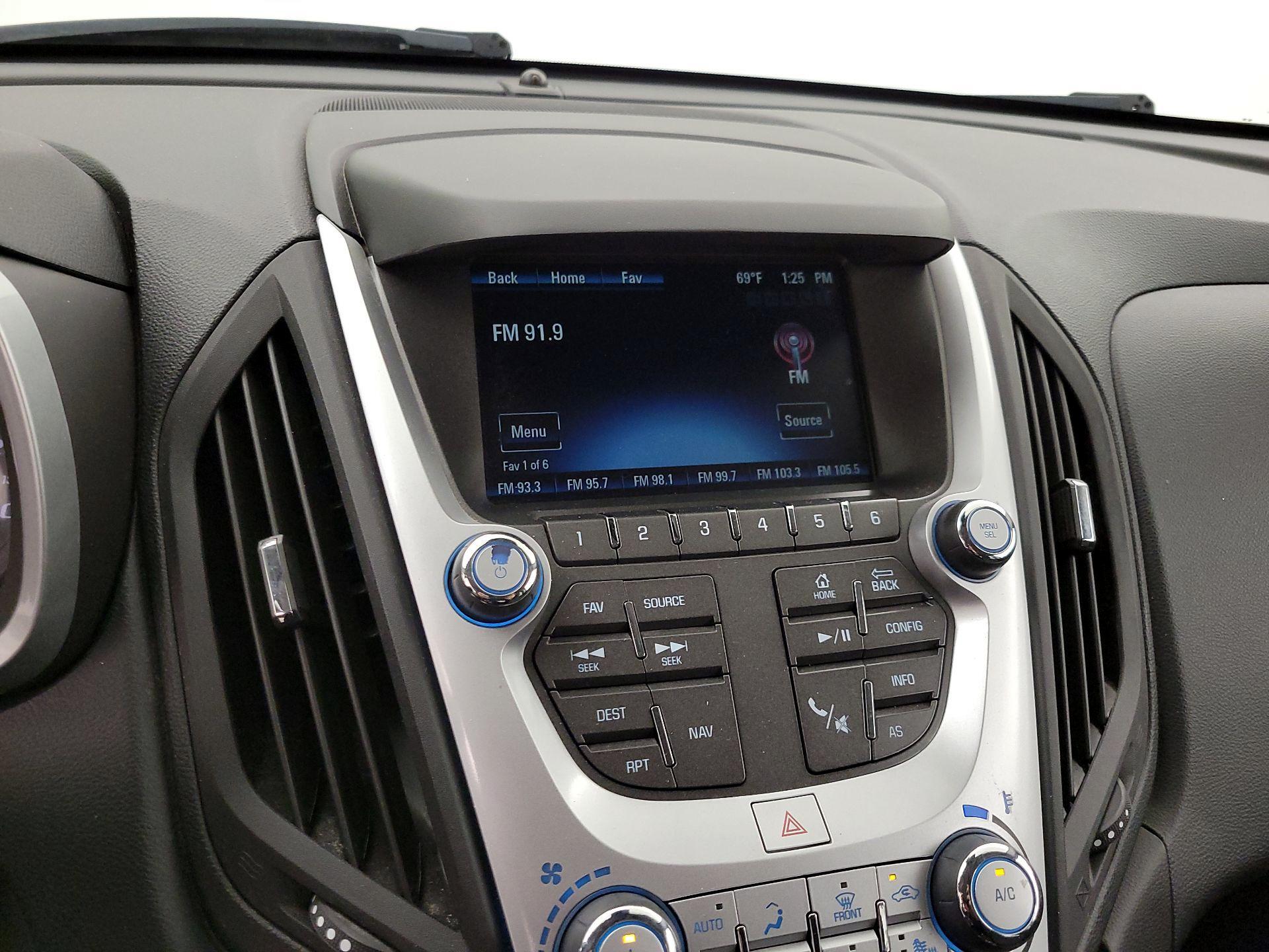 Thumbnail: 2016 Chevrolet Equinox - 15