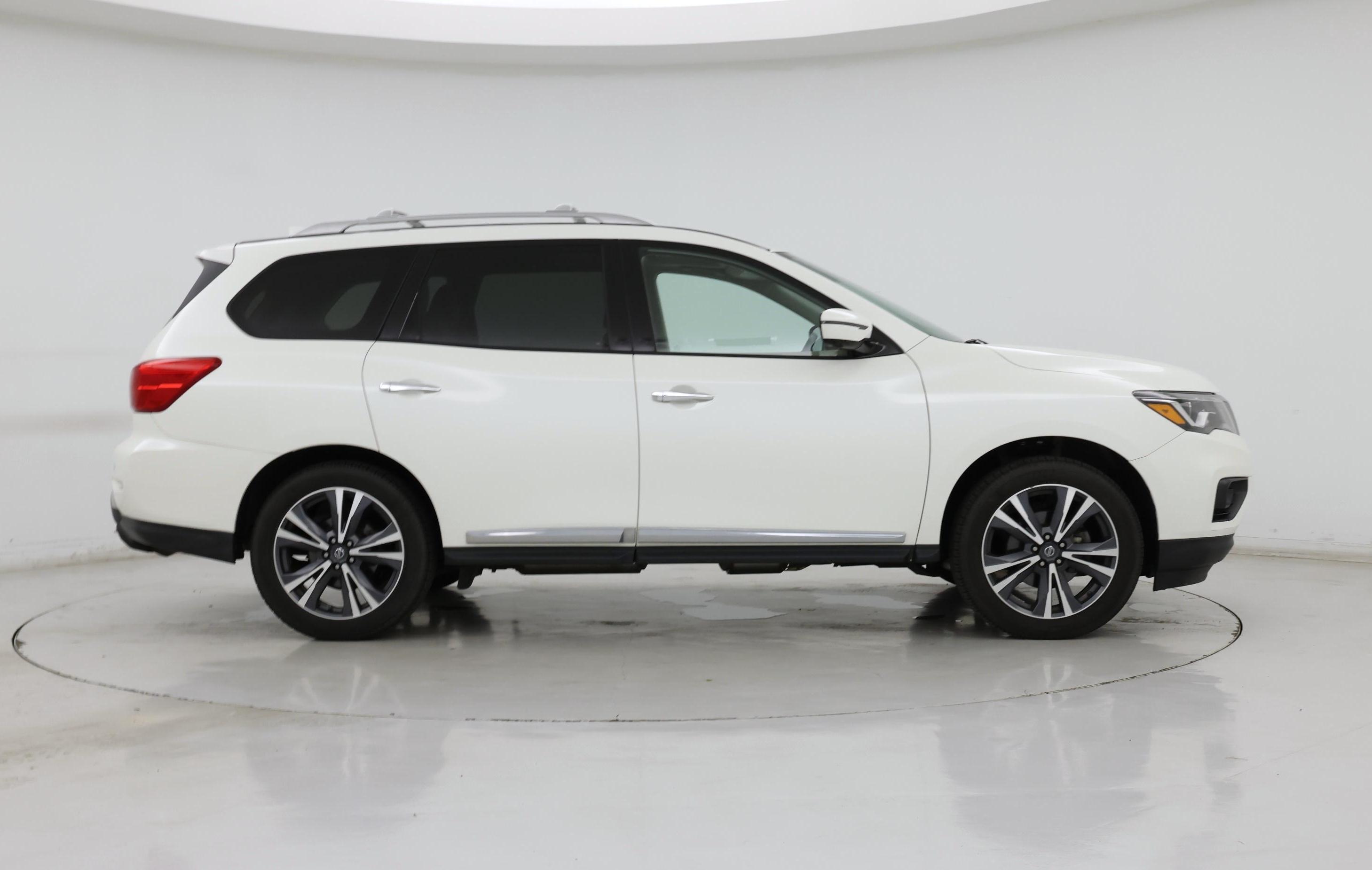 Thumbnail: 2020 Nissan Pathfinder - 7