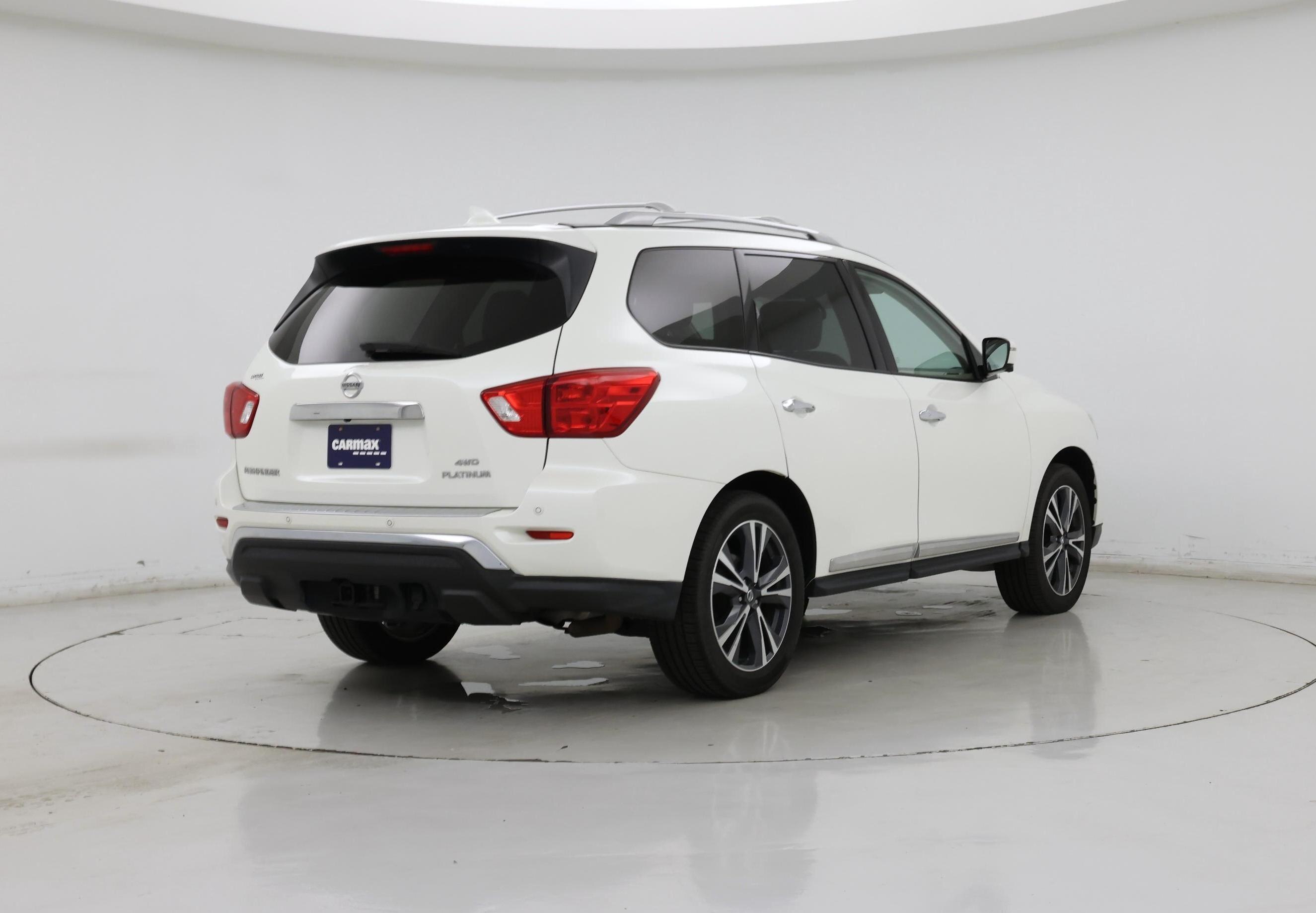 Thumbnail: 2020 Nissan Pathfinder - 8